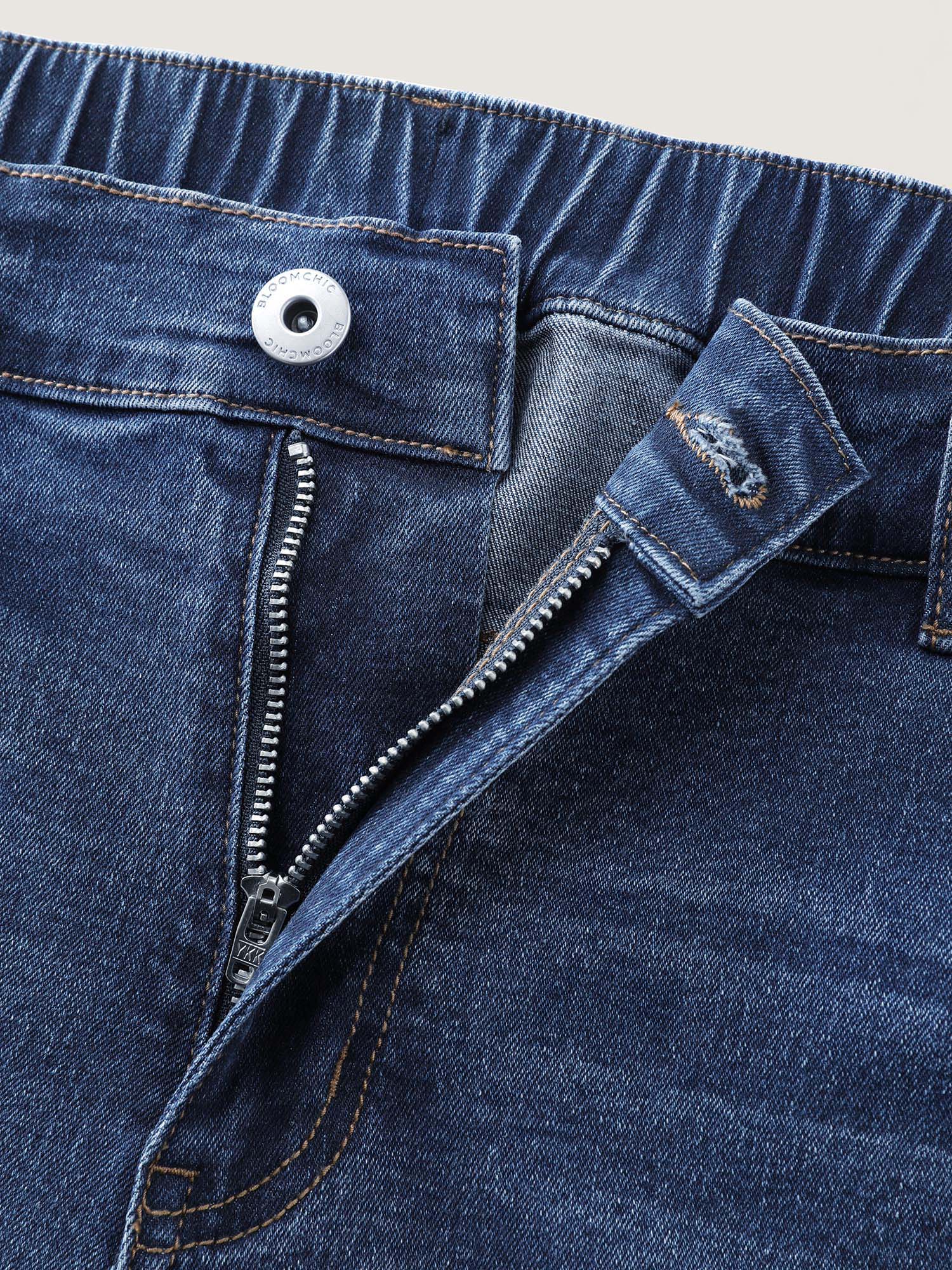 Thigh-Friendly Washed Distressed Wide-Leg Jeans - Image 5