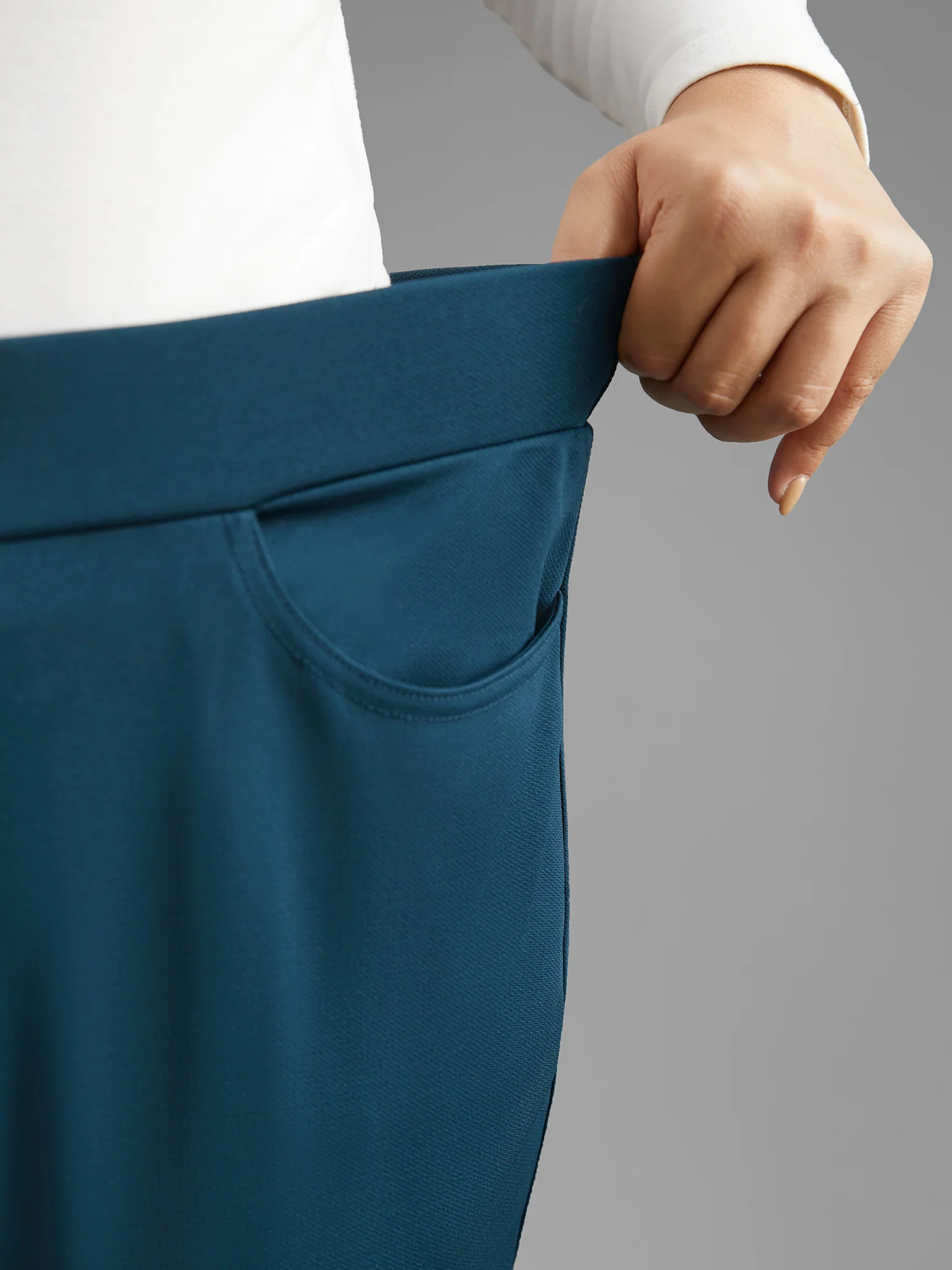 Mid Rise Zipper Detail Skinny Pants - Image 5