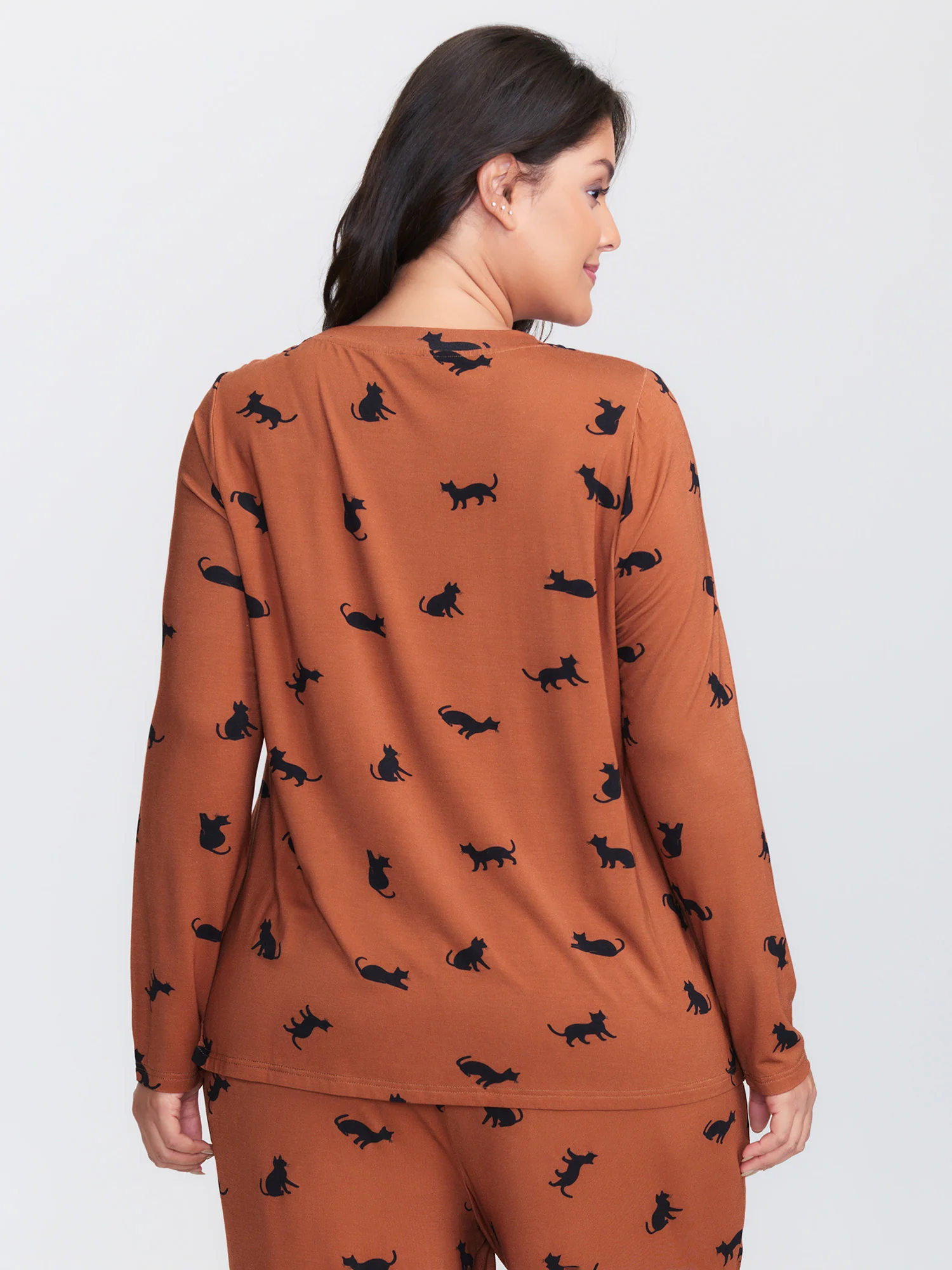 Midnight Cat Print Lounge Top - Image 4