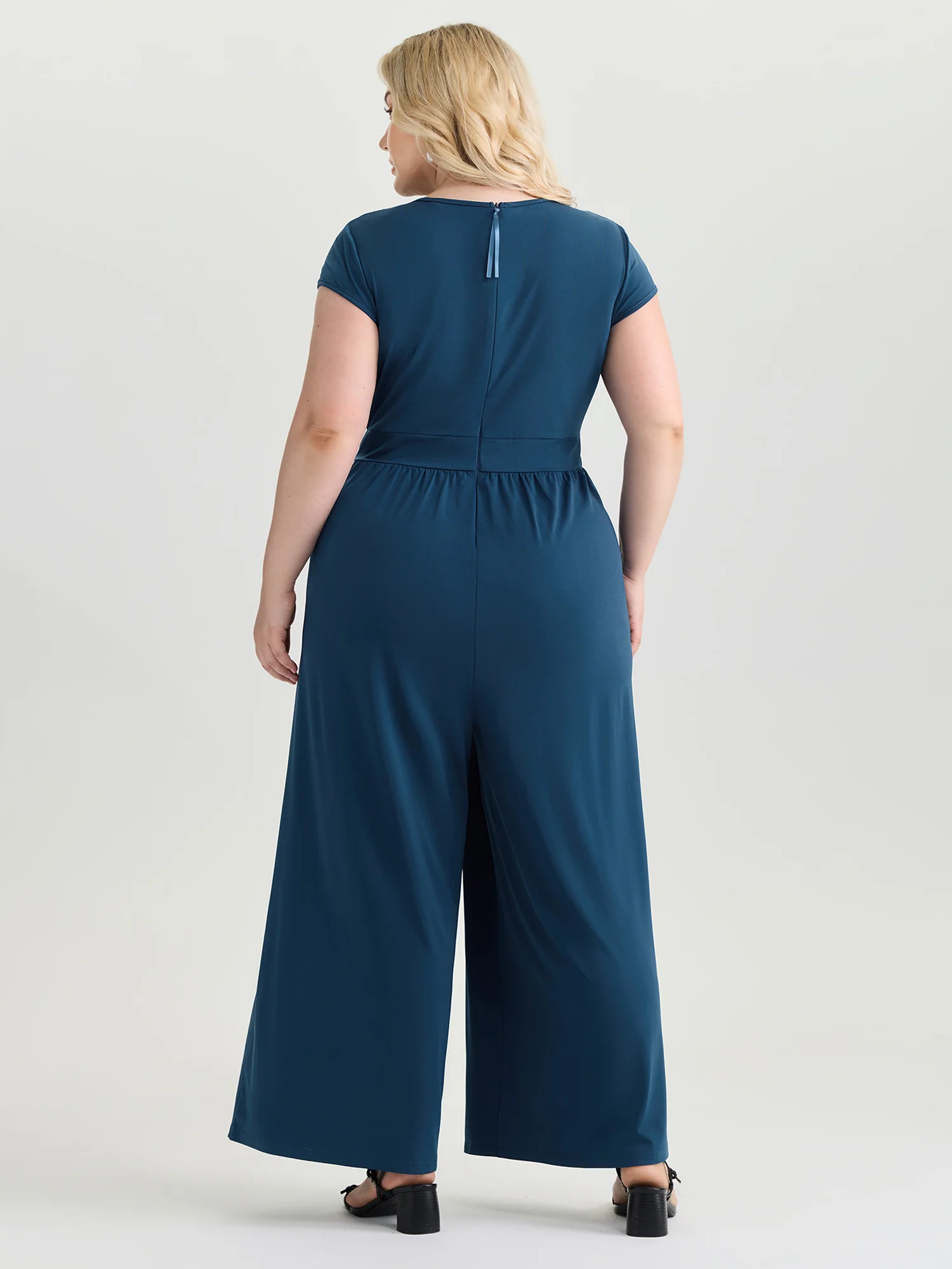 Minimalist Overlap Plain Jumpsuit - Image 4