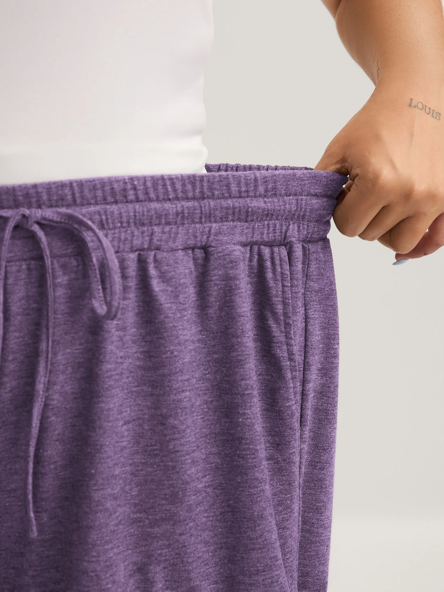 Supersoft Mixed Color Knit Drawstring Ruffled Shorts - Image 17