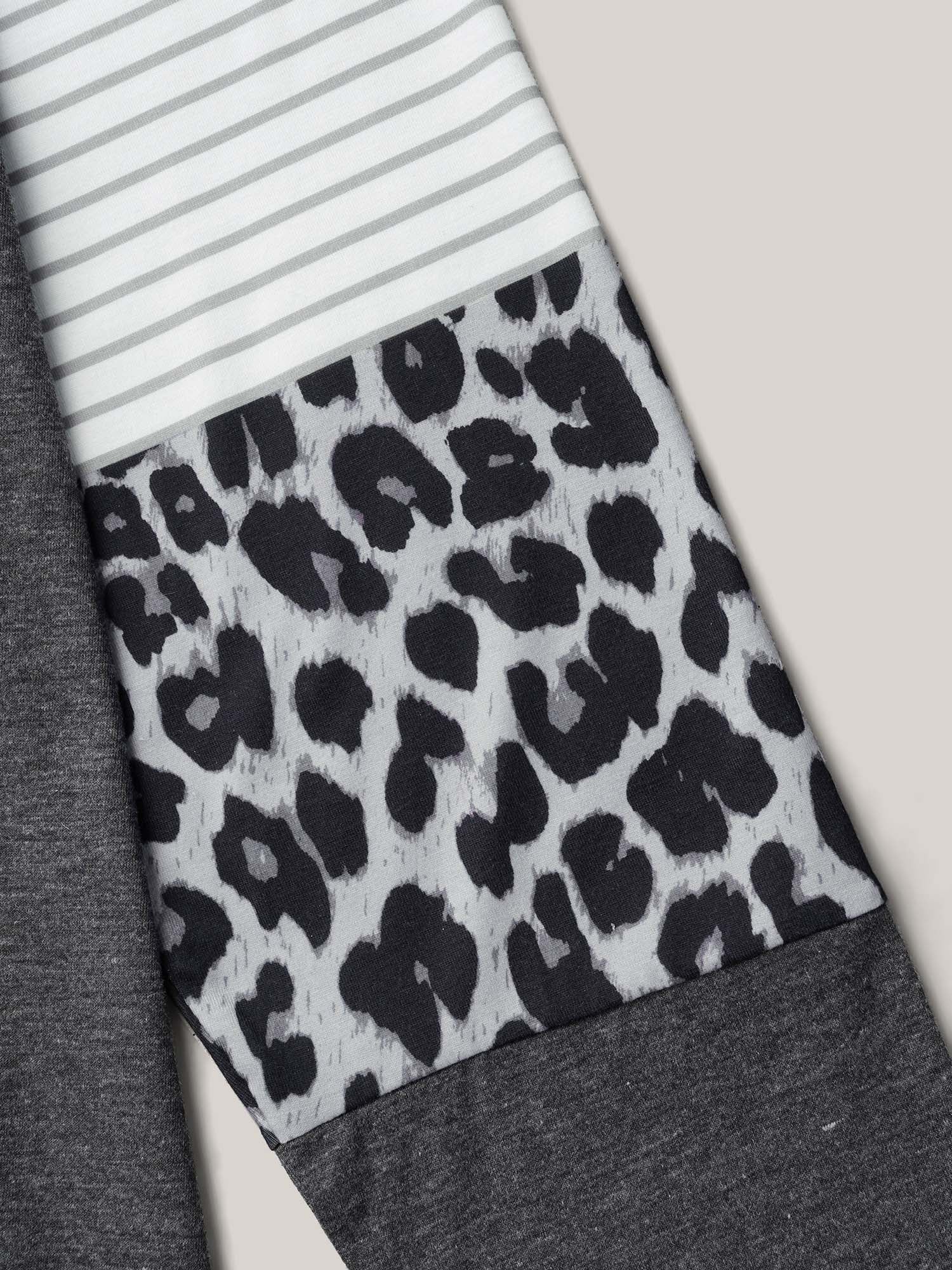 Mixed Leopard Print Raglan Sleeve T-Shirt - Image 7