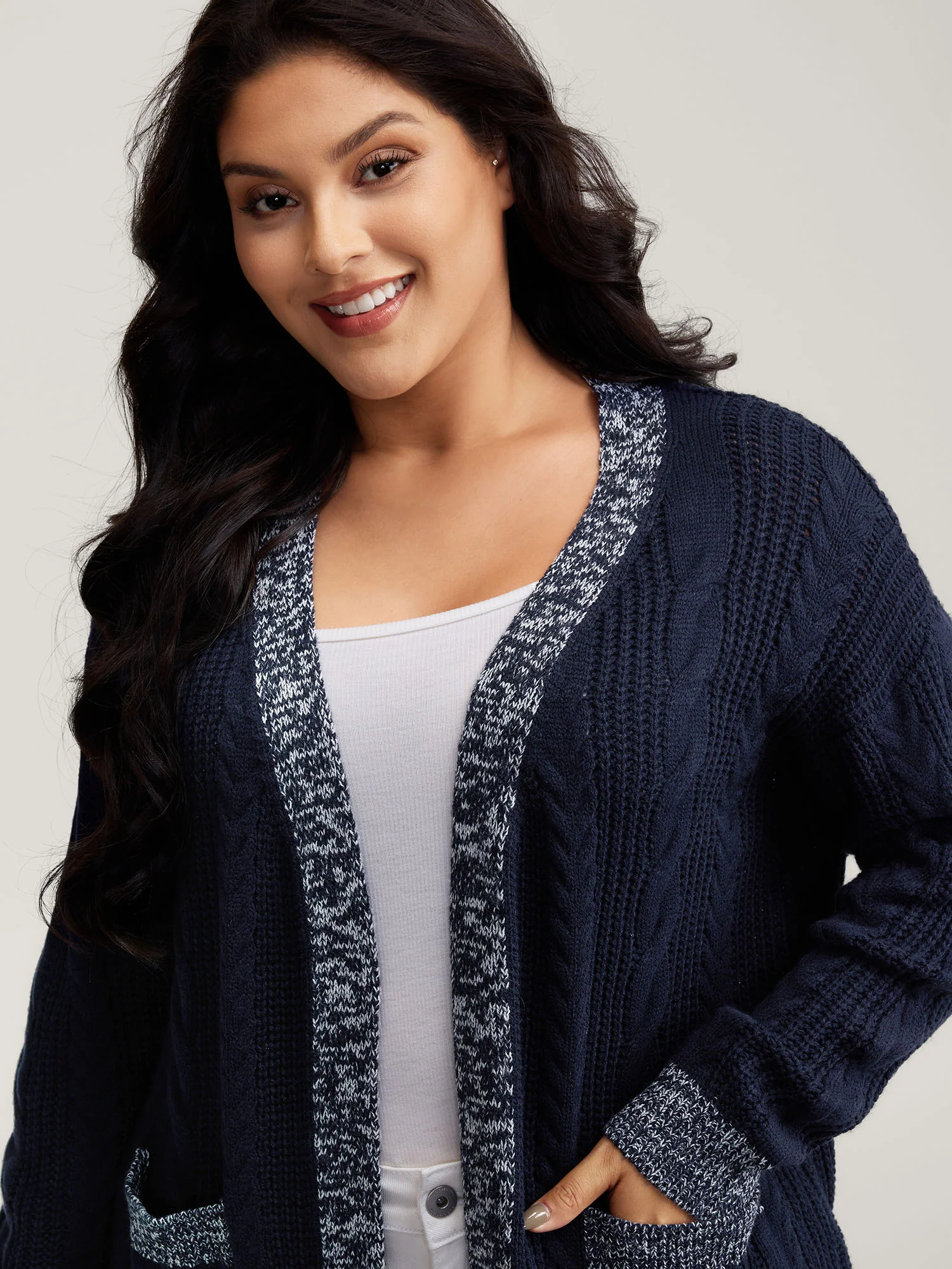 Mixed-Yarn Color Contrast Pockets Knit Cardigan - Image 4