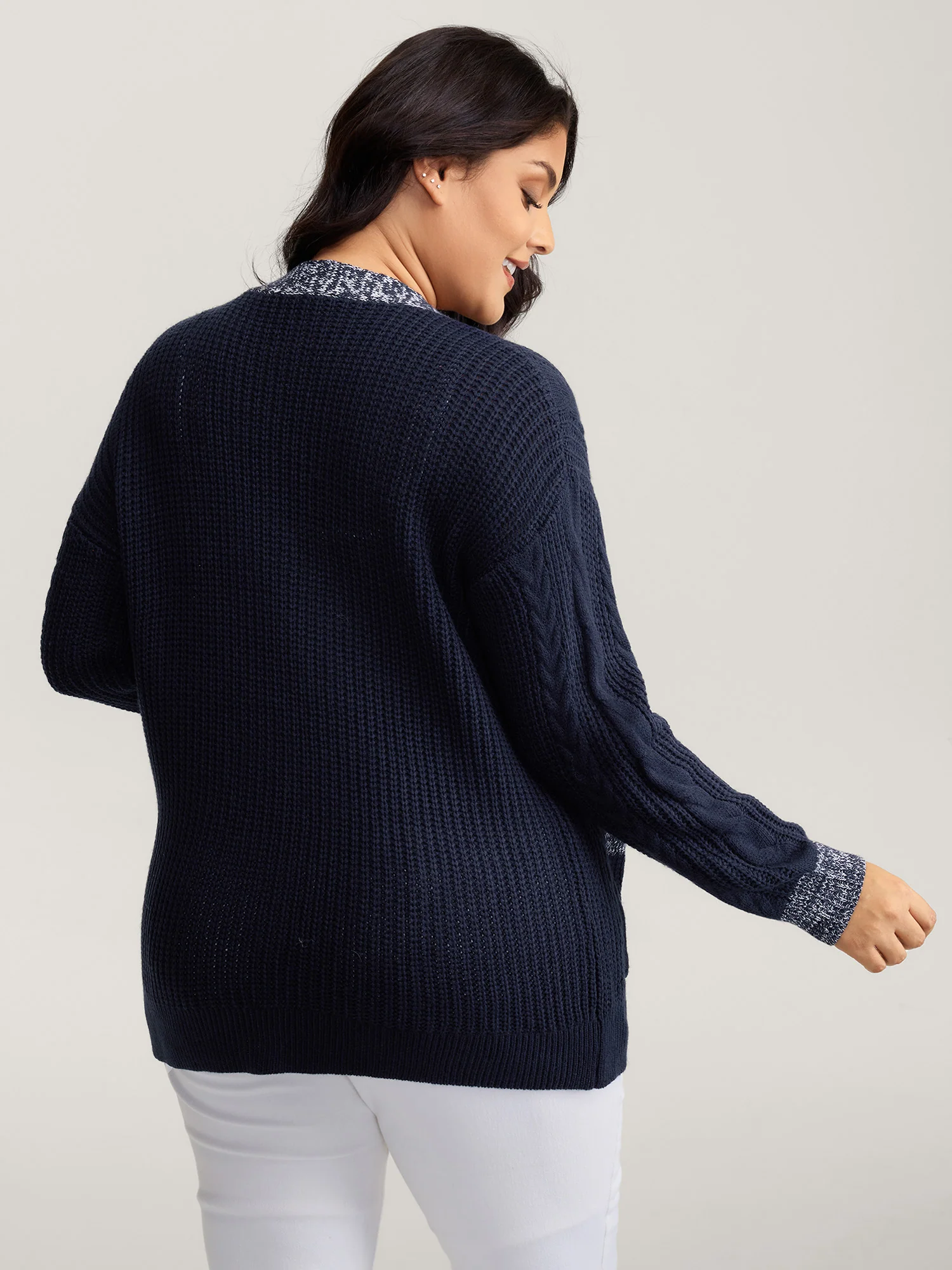 Mixed-Yarn Color Contrast Pockets Knit Cardigan - Image 5