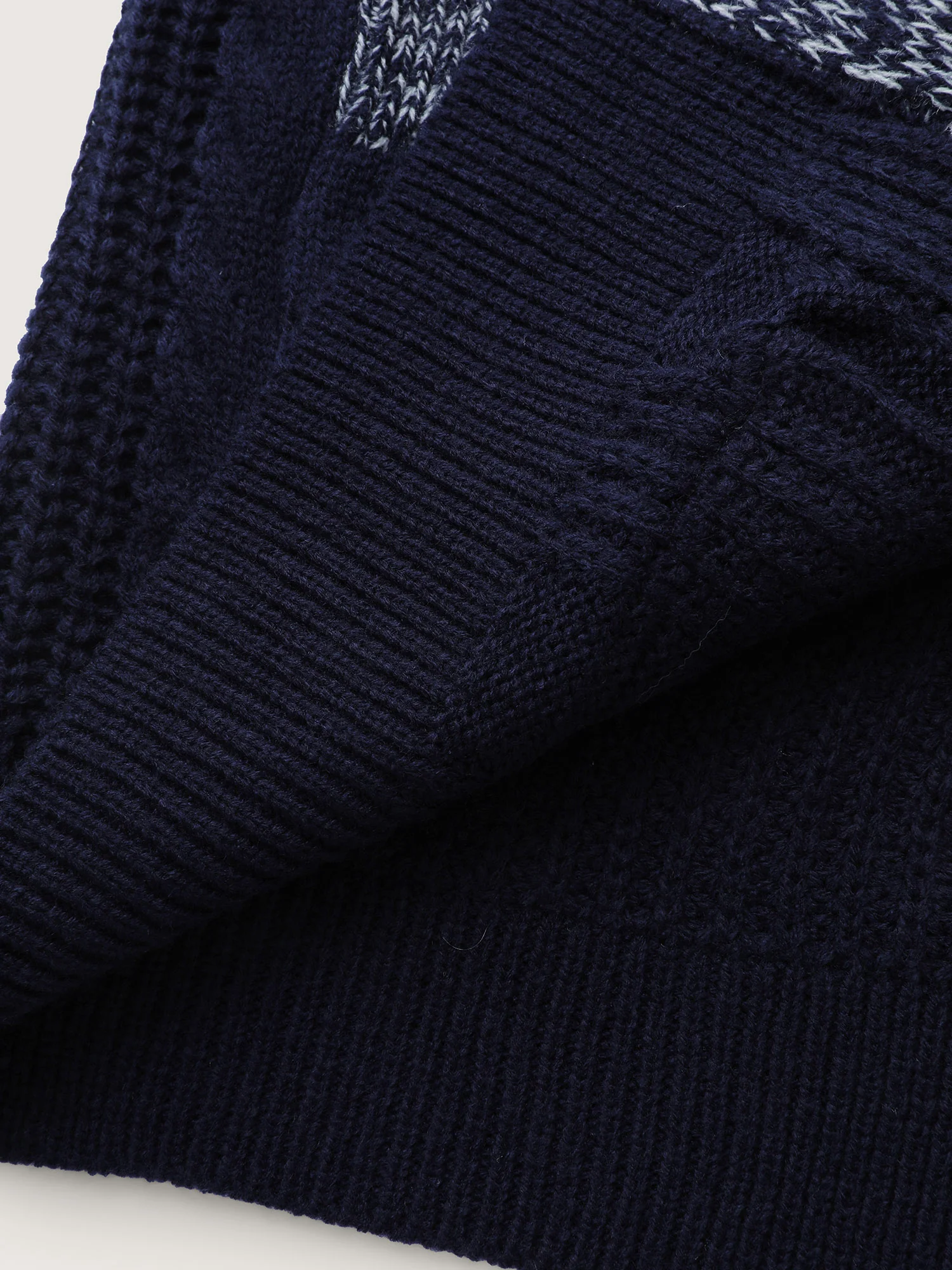 Mixed-Yarn Color Contrast Pockets Knit Cardigan - Image 8