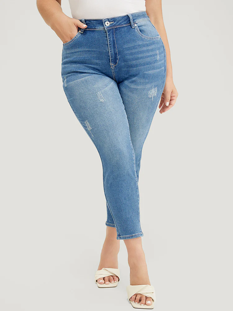 Moderately Stretchy High Rise Dark Wash Cropped Jeans - Image 5