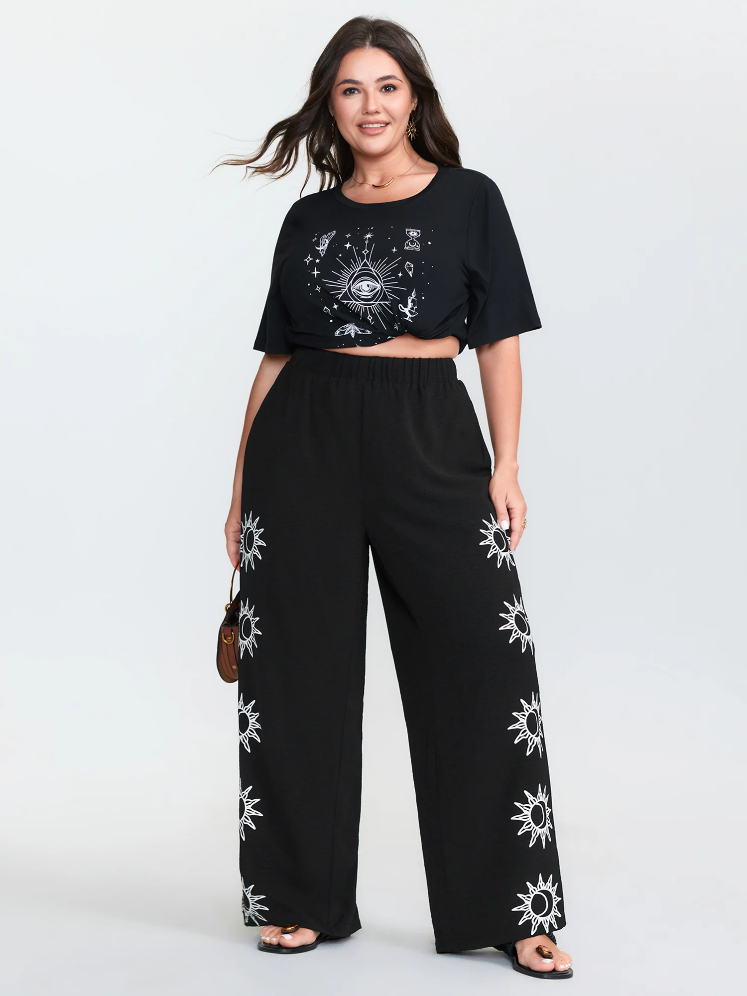 Monochrome Floral Pattern Pants - Image 2