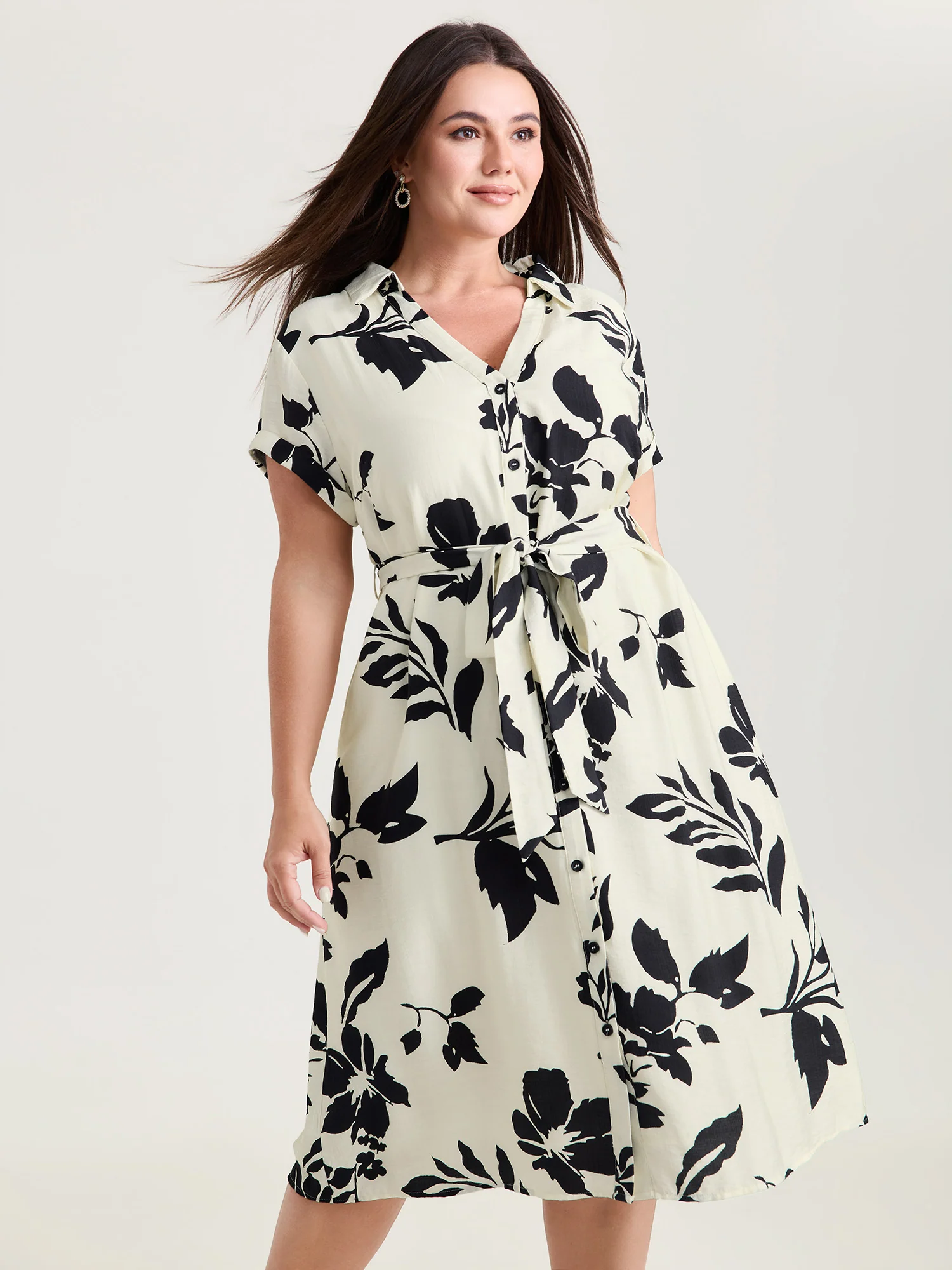 Monochrome Floral Print Collared Midi Dress