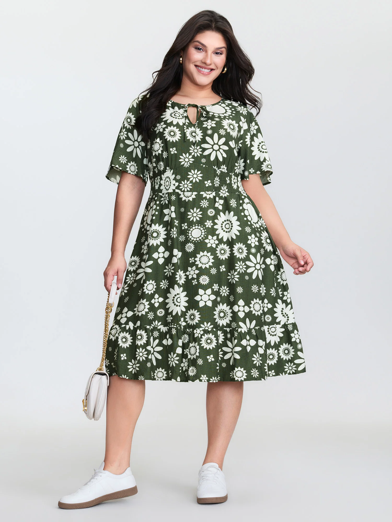 Monochrome Floral Print Shirred Midi Dress - Image 3