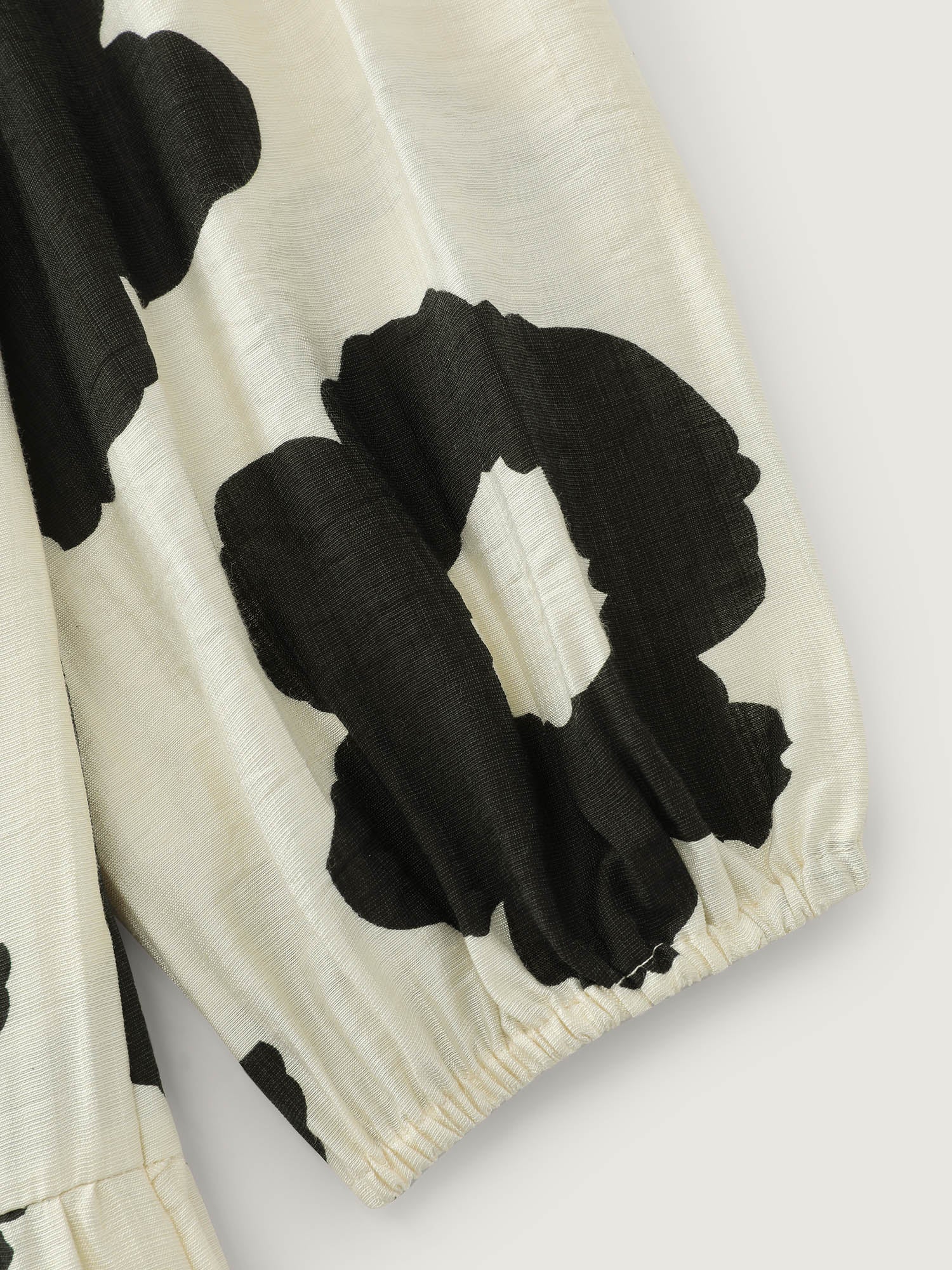 Monochrome Floral Print Tiered Maxi Dress - Image 6