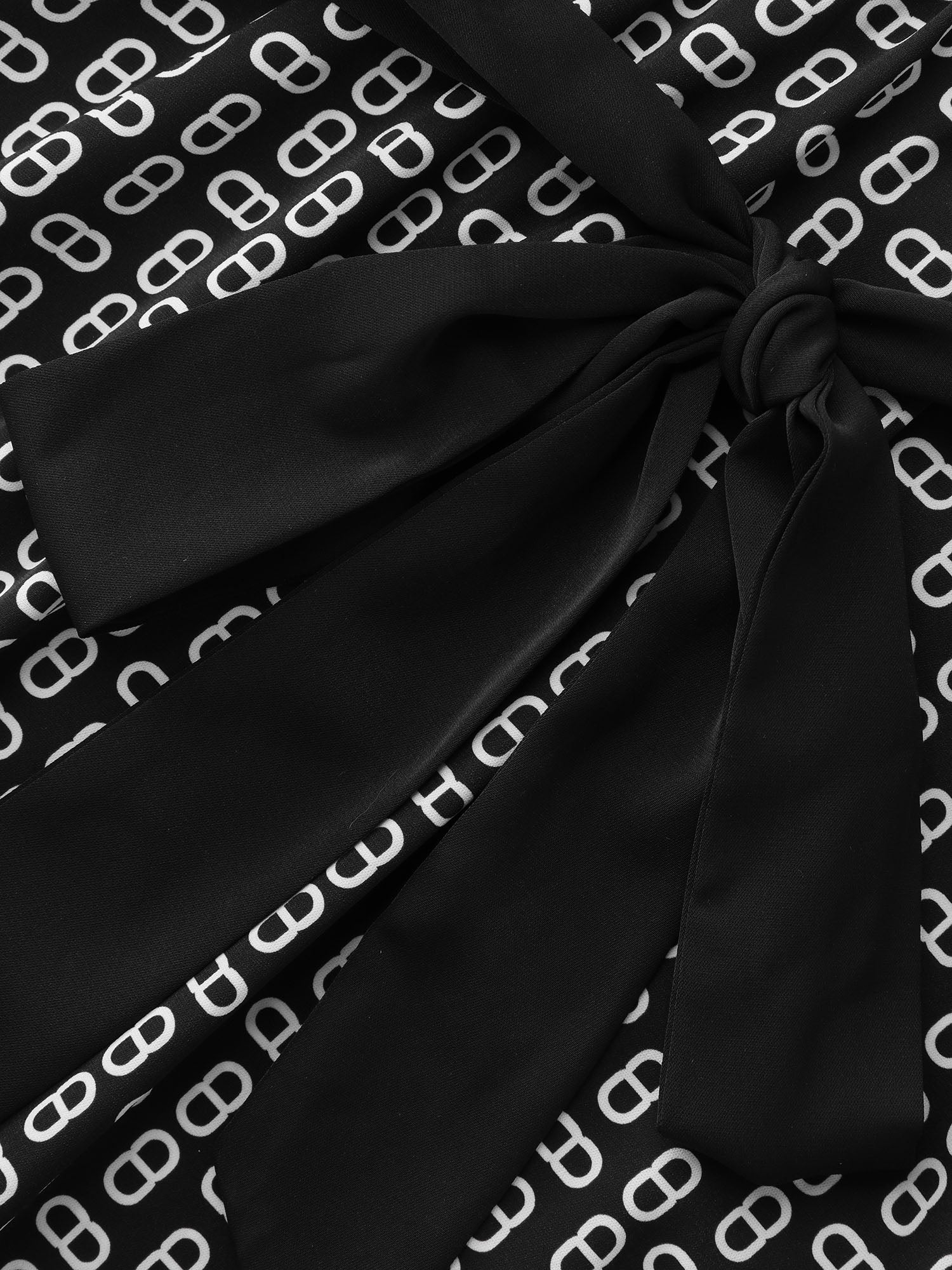 Monochrome Geometric Print Waist-Tie Collar Midi Dress - Image 5