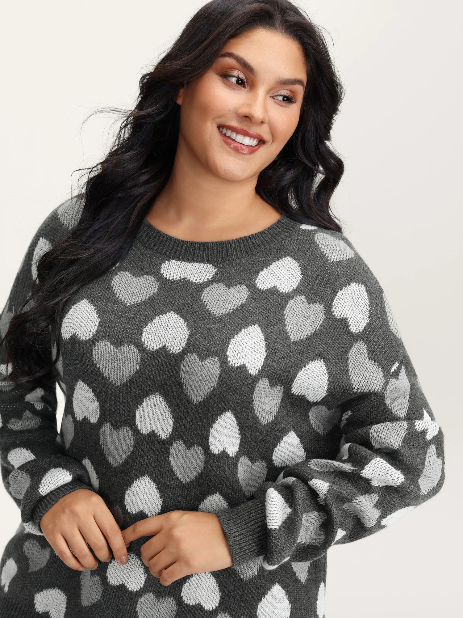 Monochrome Hearts Slit Round Neck Pullover - Image 2
