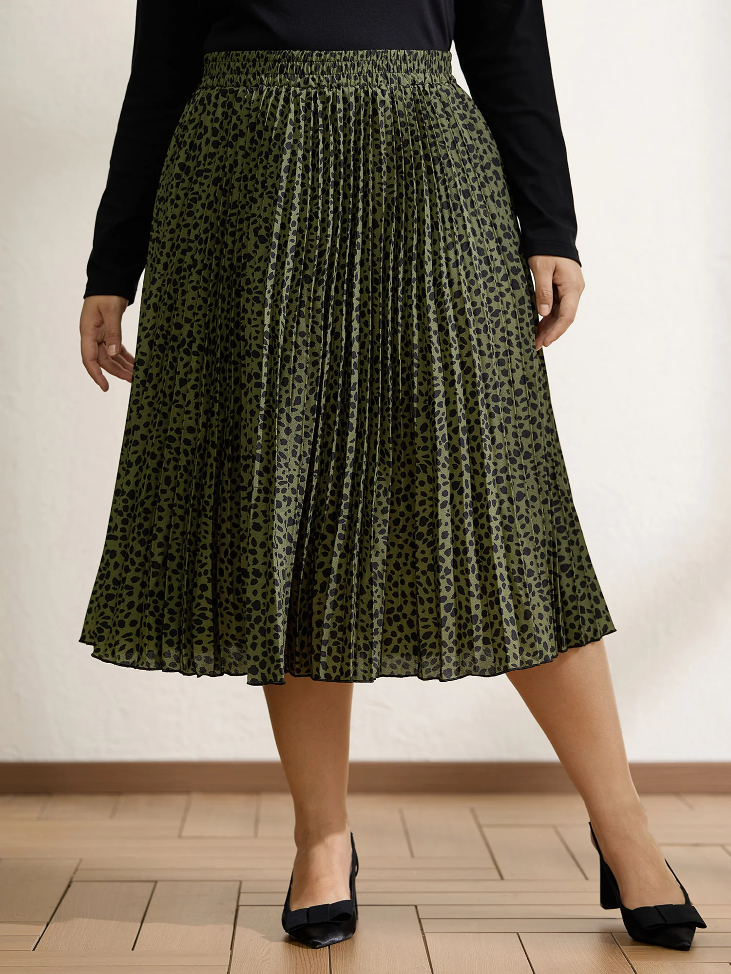 Monochrome Polka Dots Pleated Midi Skirt - Image 2