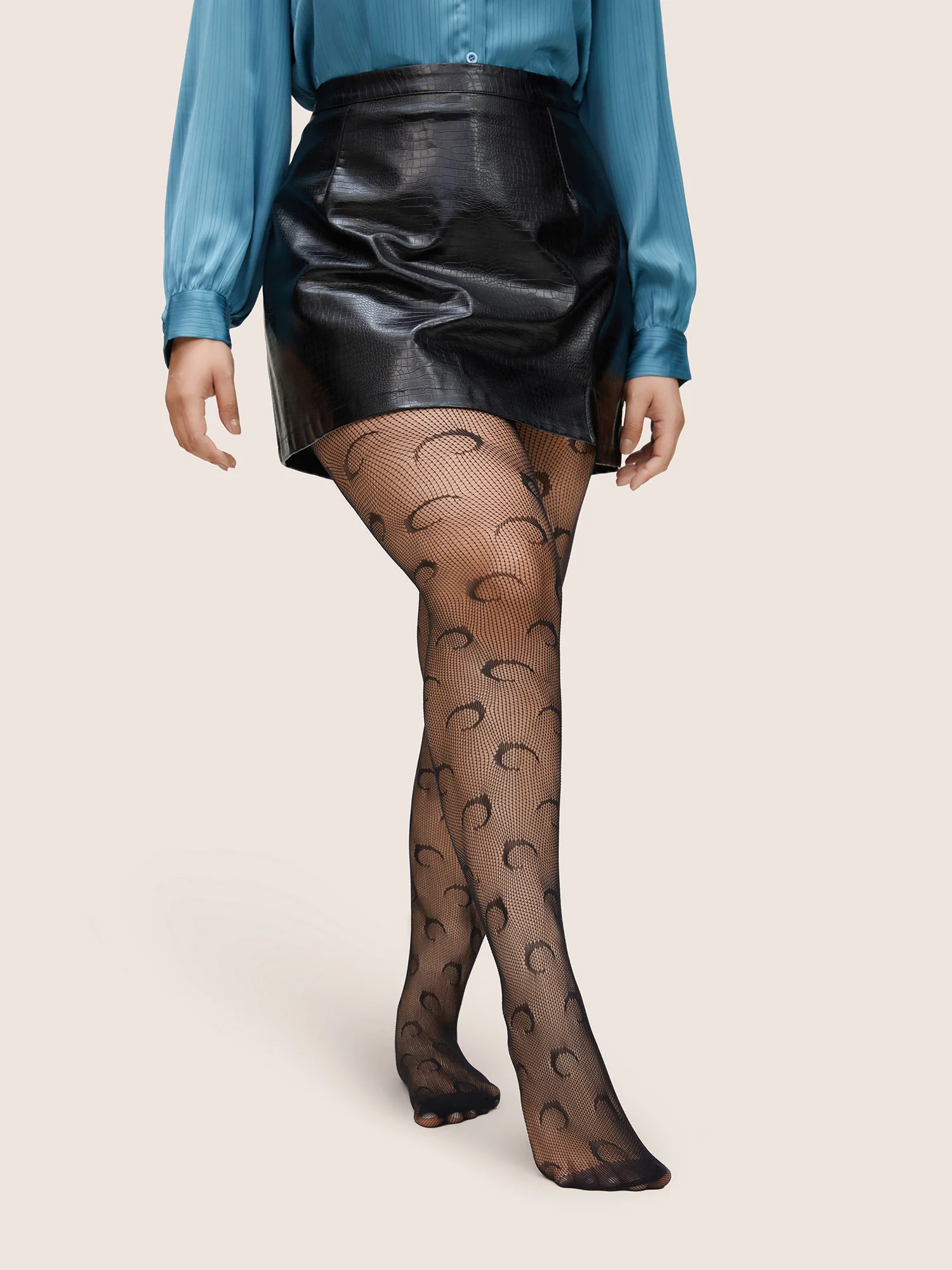 Moon Fishnets Pantyhose Tights - Image 3