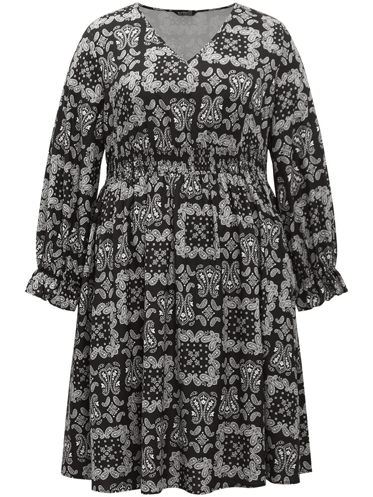 Moroccan Print Shirred Pocket Dress - Image 7