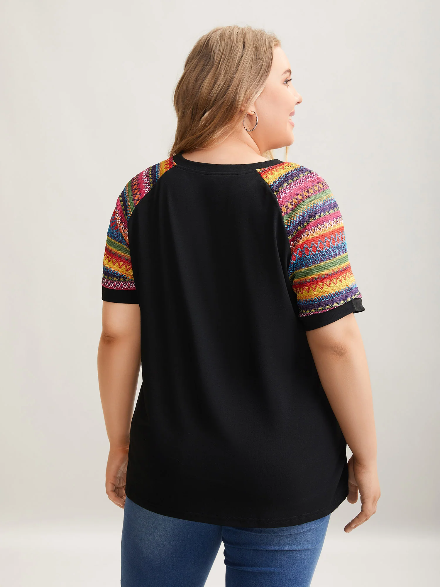 Multi-Color Striped Sleeve Spliced T-Shirt - Image 3