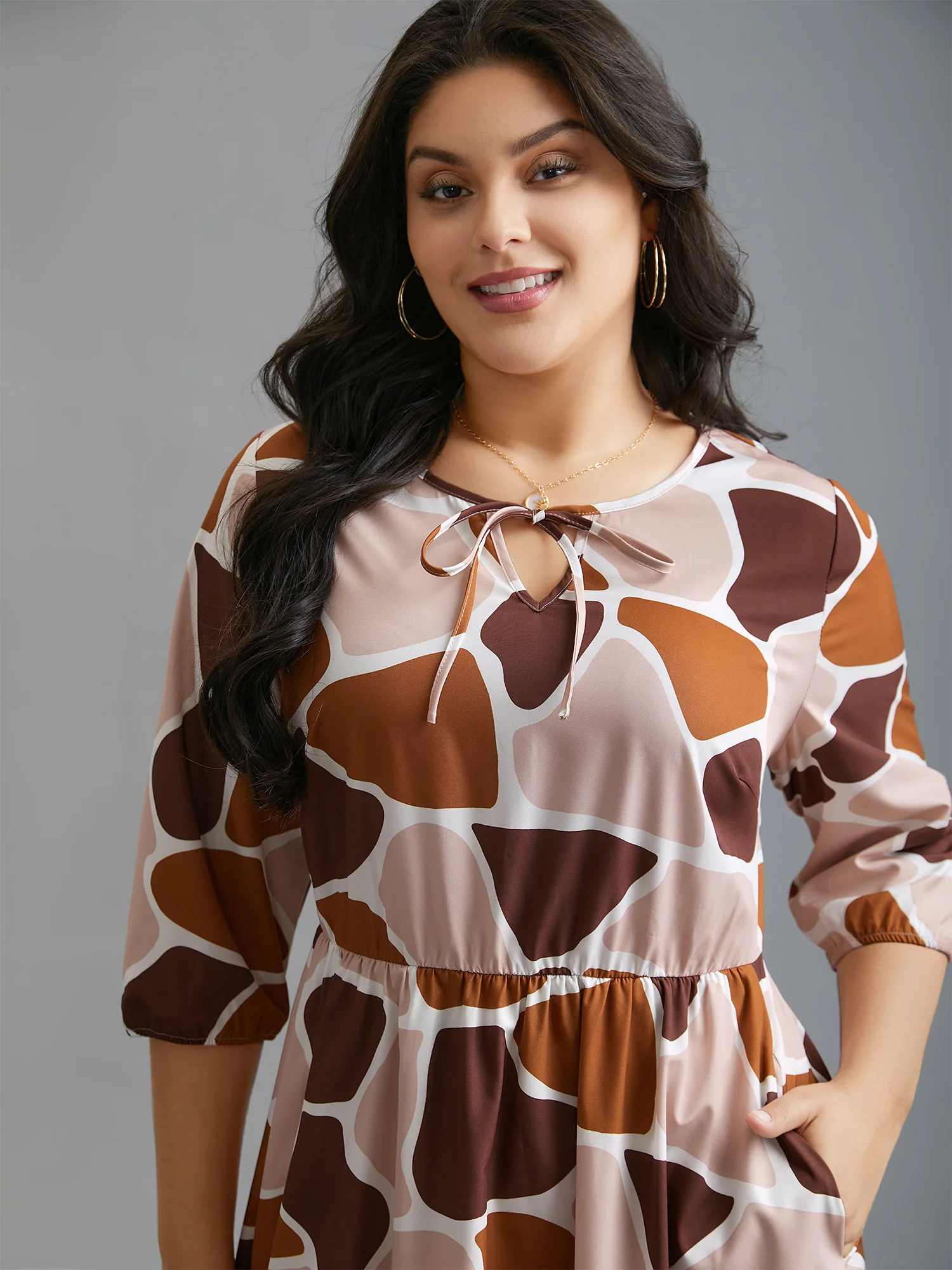 Neck-Tie Color Block Waist Cinched  Dress - Image 5