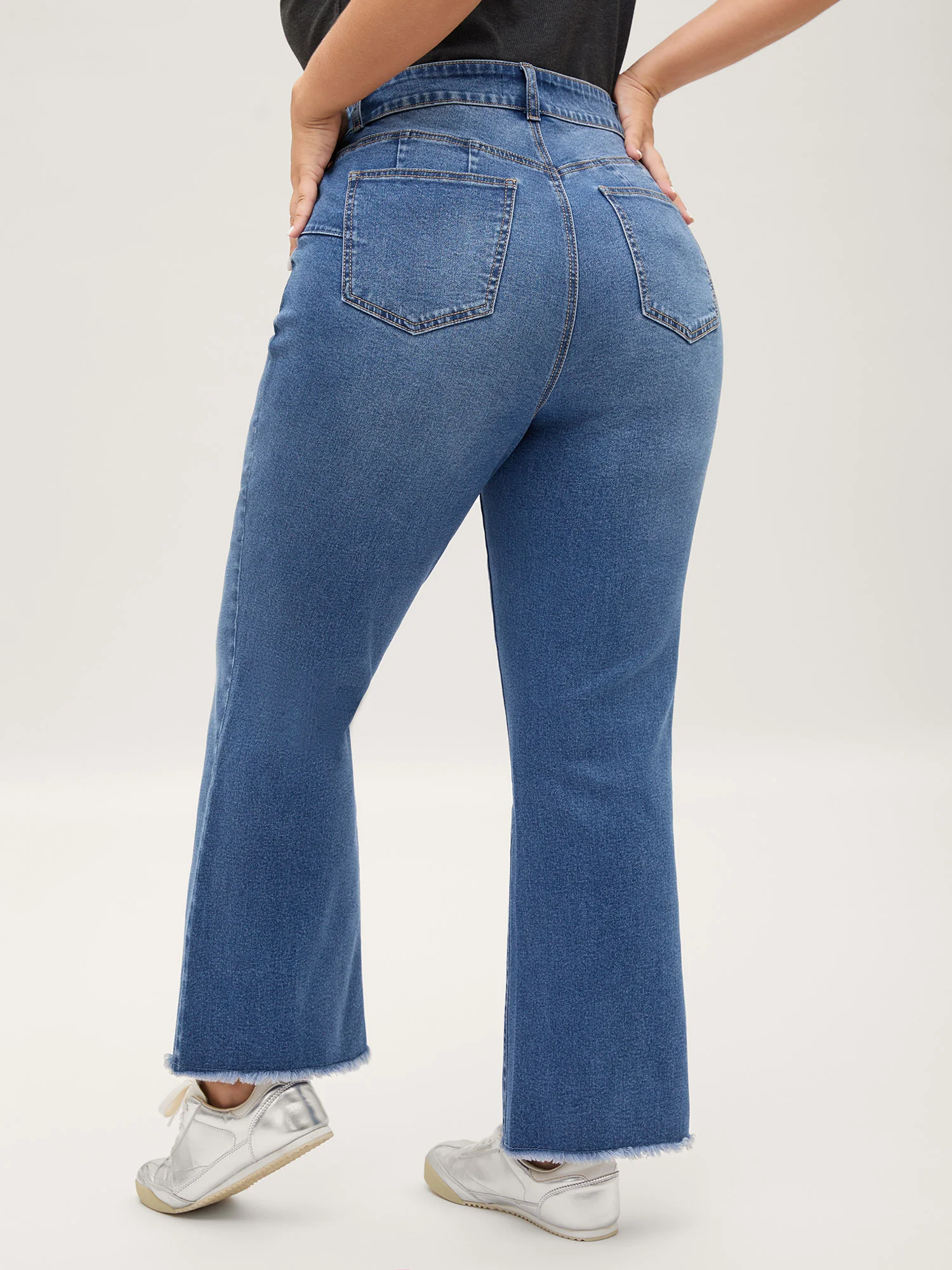 No-Gap Waist Sculpting Bootcut Jeans - Image 5