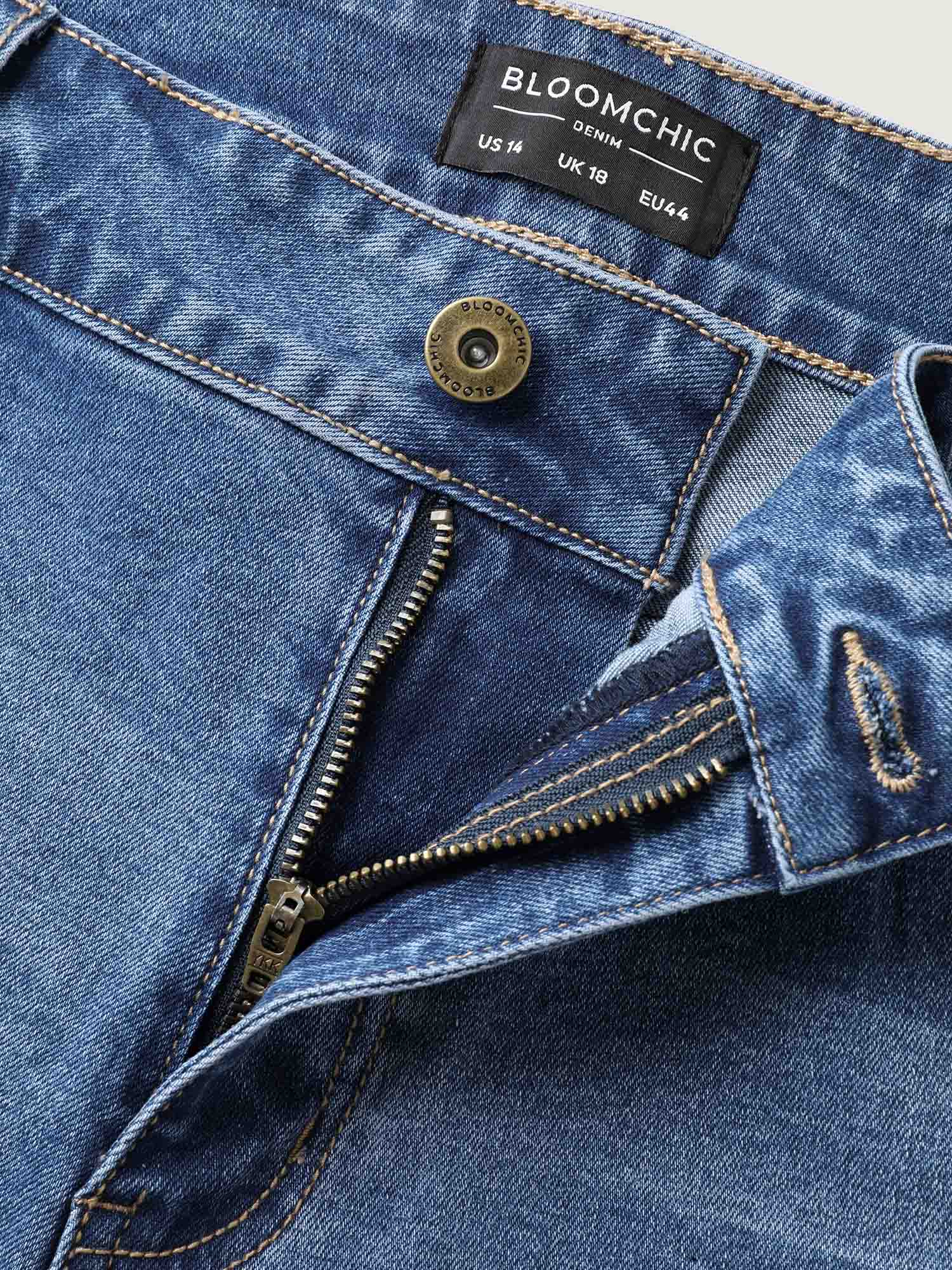 No-Gap Waist Sculpting Bootcut Jeans - Image 6