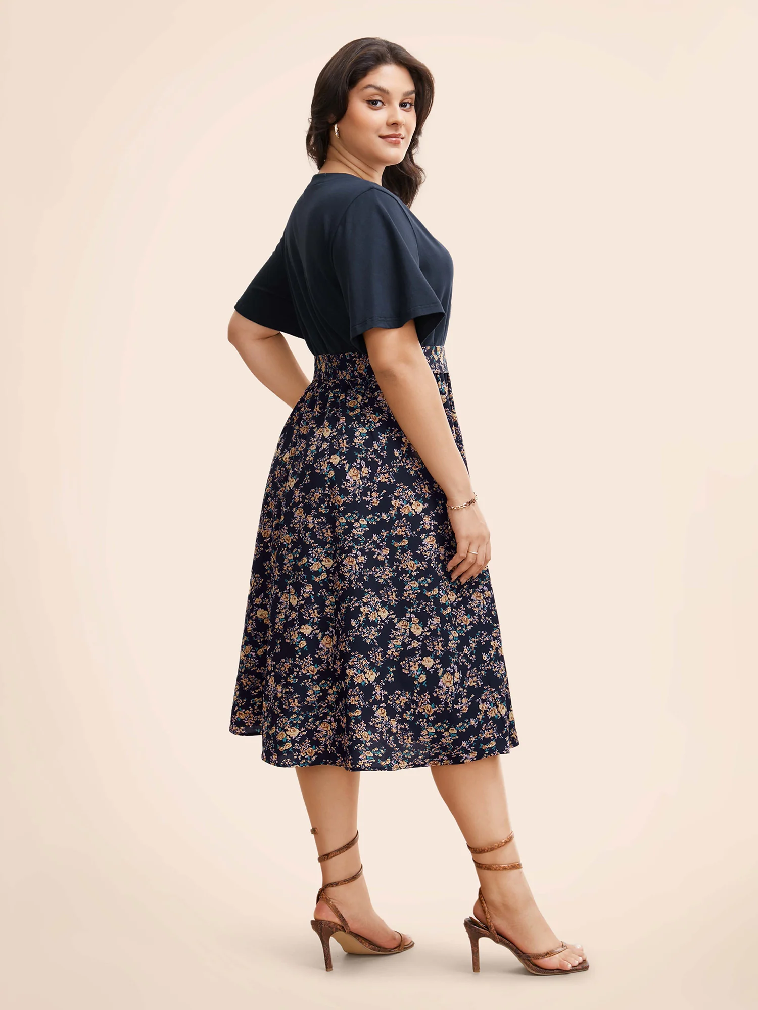 Notched Collar Floral Patchwork Belted Dress - Image 4