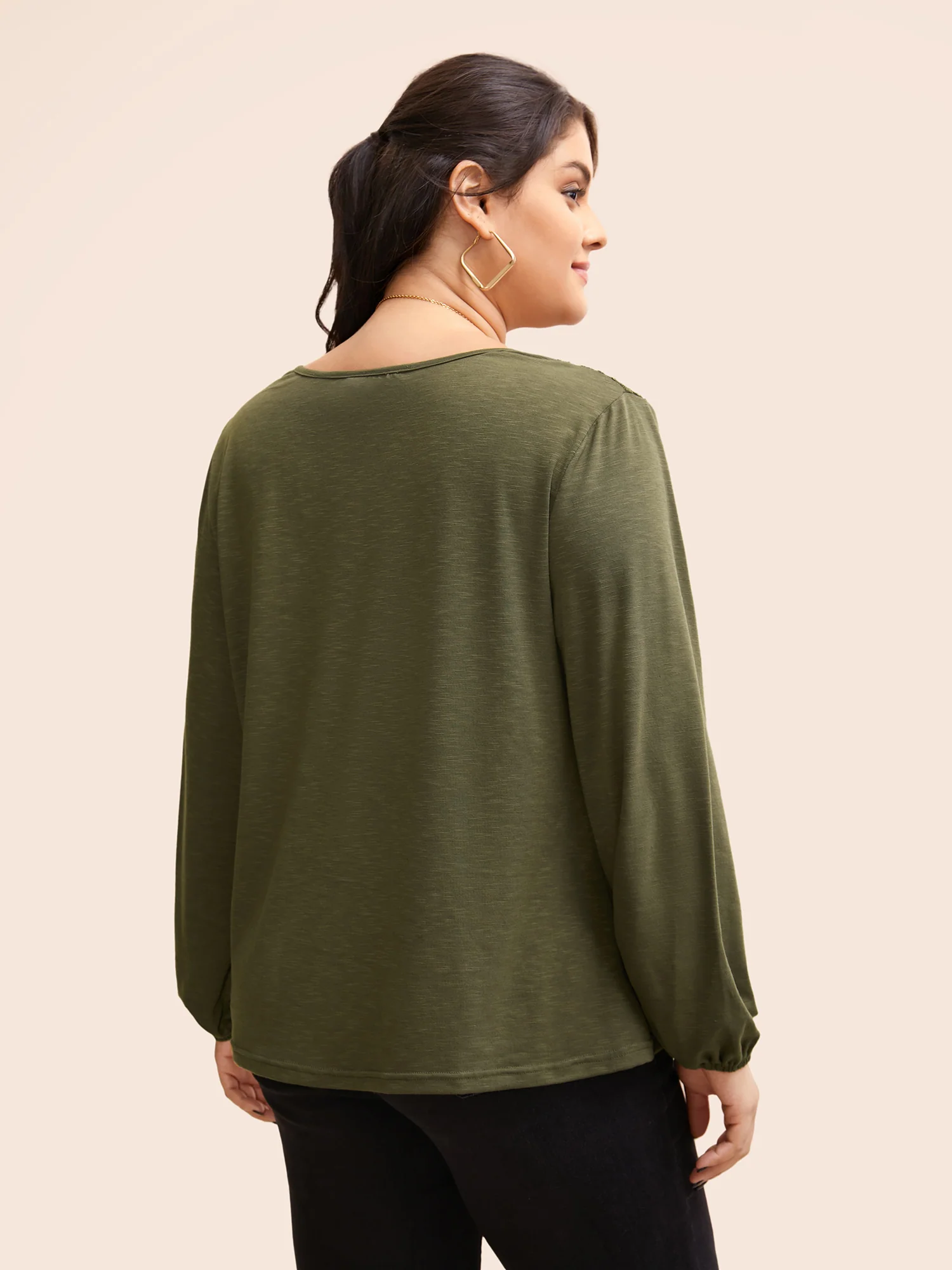 Notched Collar Lace Patchwork Gathered T-shirt - Image 2