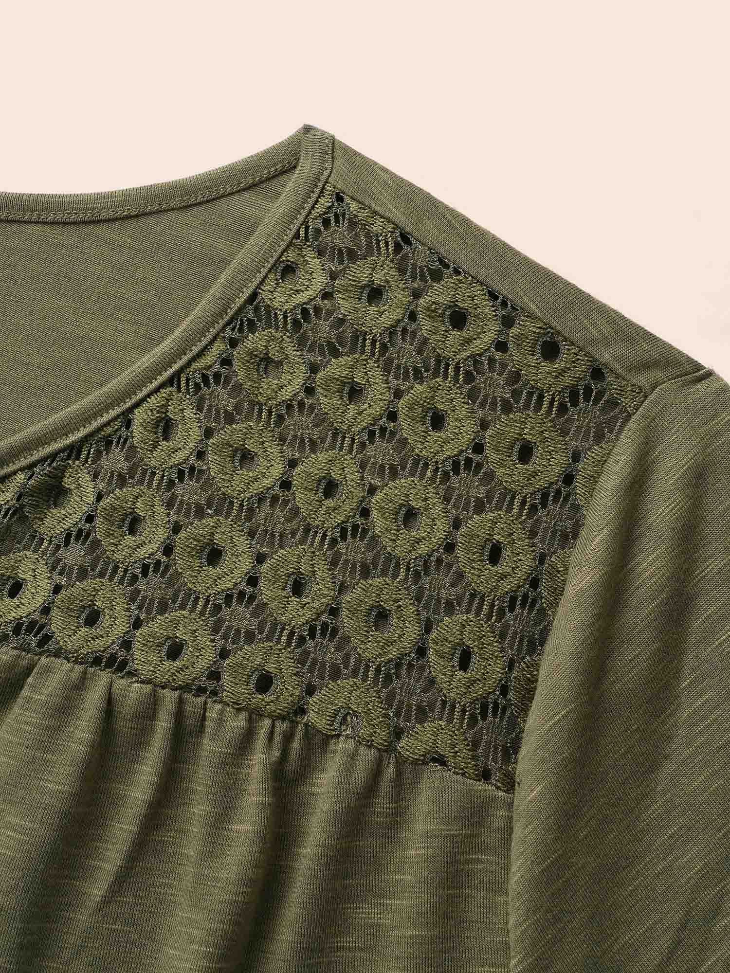 Notched Collar Lace Patchwork Gathered T-shirt - Image 6