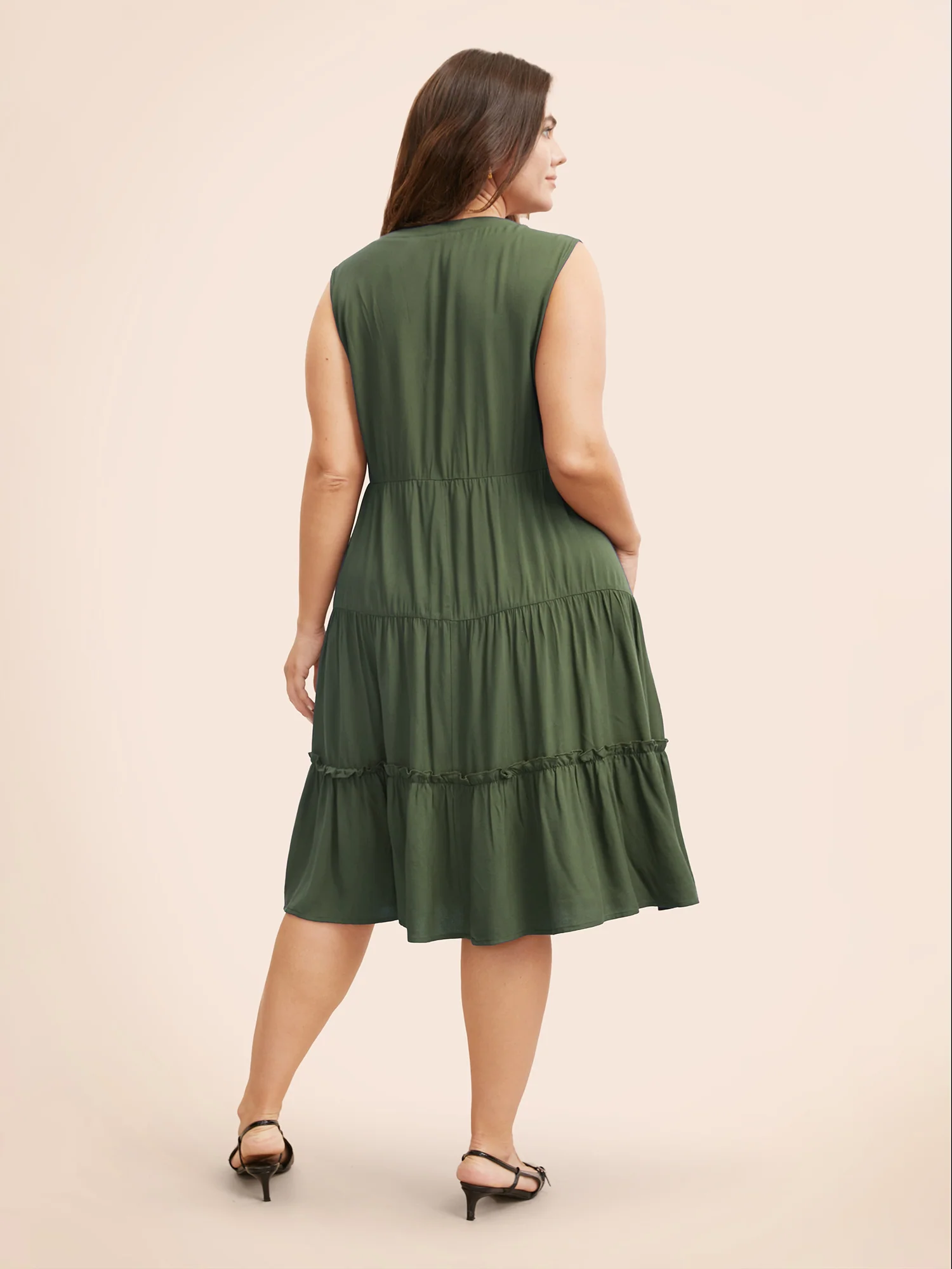 Supersoft Essentials Notched Ruffle Layered Hem Sleeveless Dress - Image 4