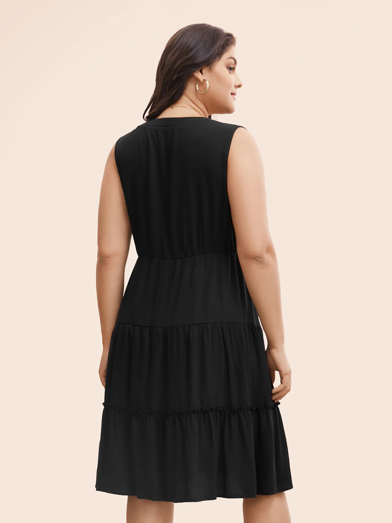 Supersoft Essentials Notched Ruffle Layered Hem Sleeveless Dress - Image 8