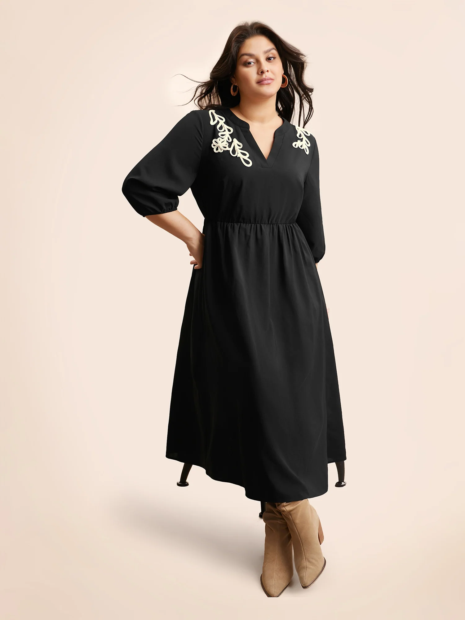 Notched Stereo Flower Design Midi Dress - Image 3