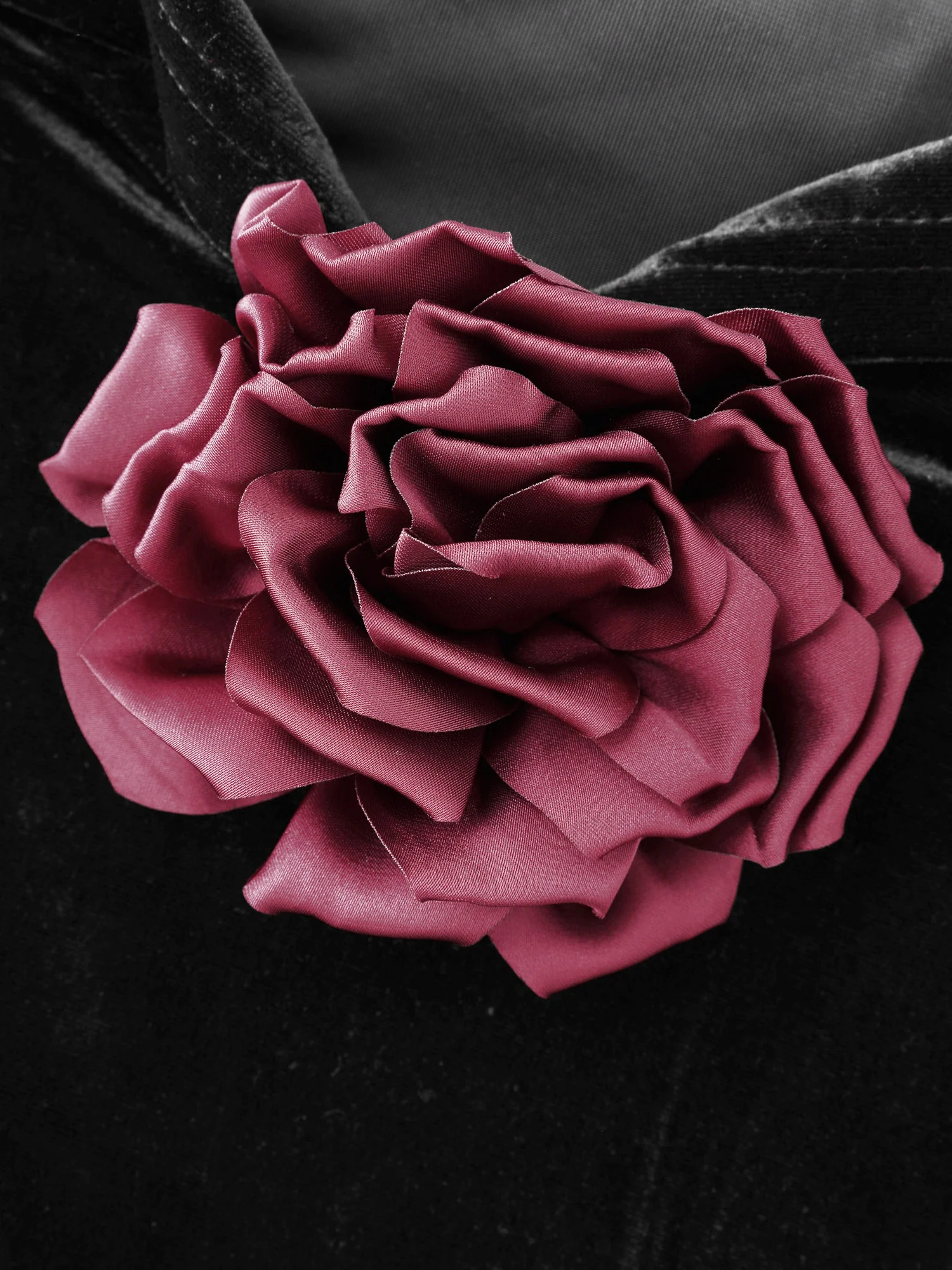 Off-Shoulder 3D Floral Detail Midi Dress - Image 6