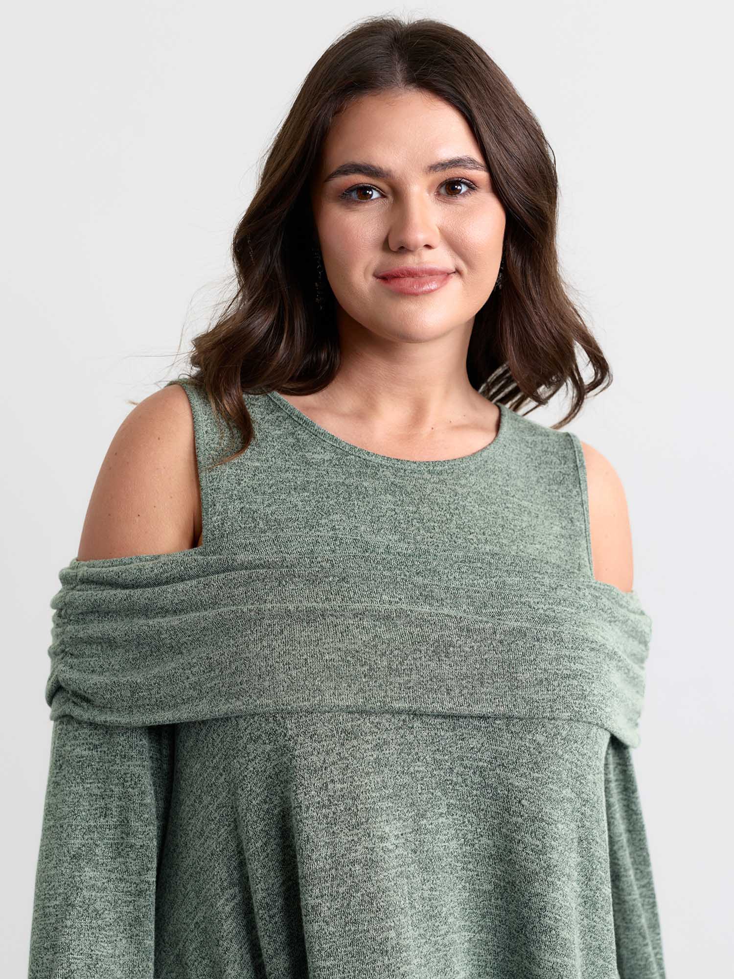 Supersoft Off-Shoulder Pleated Asymmetrical Hem Top - Image 2