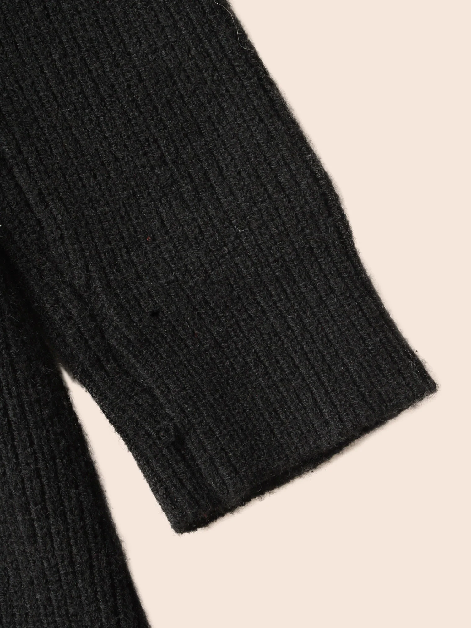 Off-Shoulder Silver Threads Detailing Pullover - Image 7
