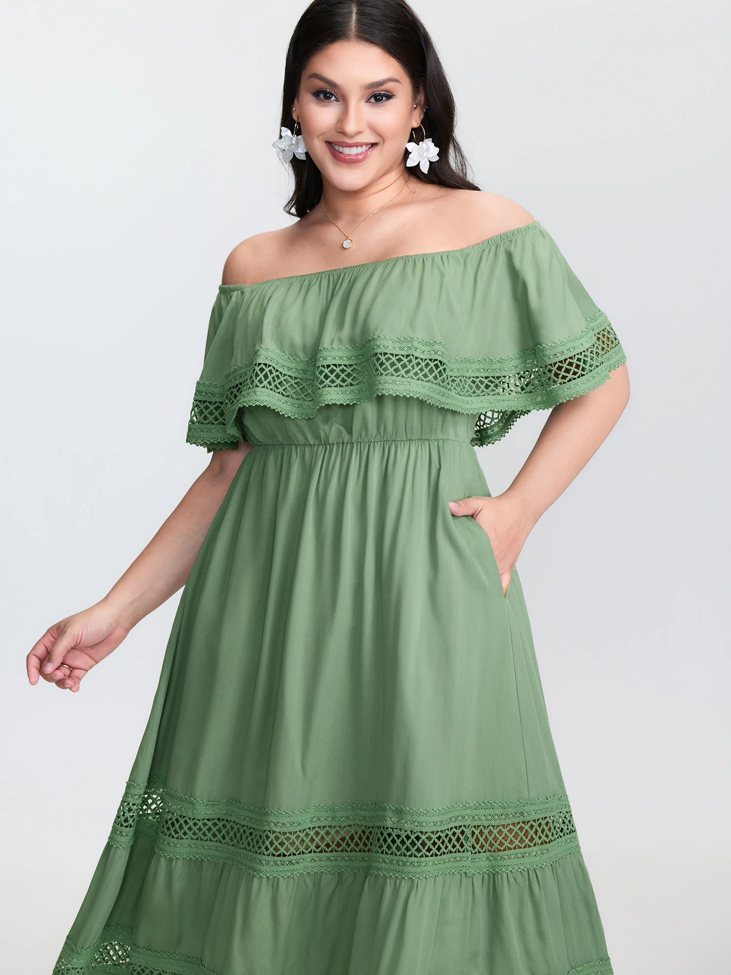 Off-Shoulder Stretchy Waist Lace Trim Maxi Dress - Image 2