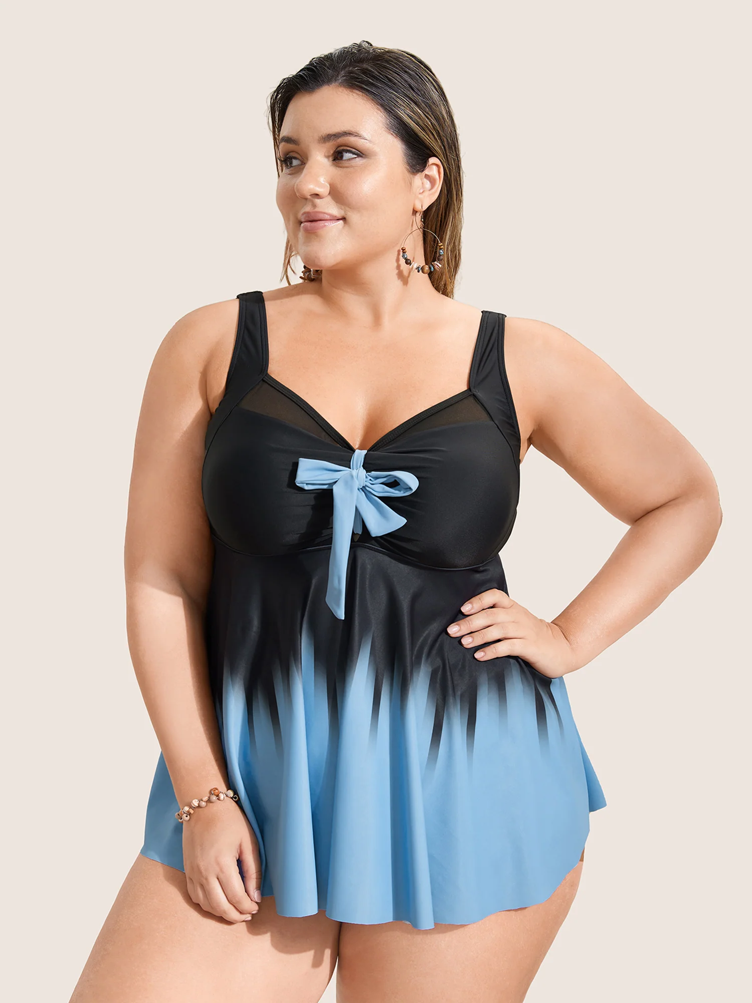 Ombre Bowknot Ruched Mesh Patchwork Swim Top - Image 3