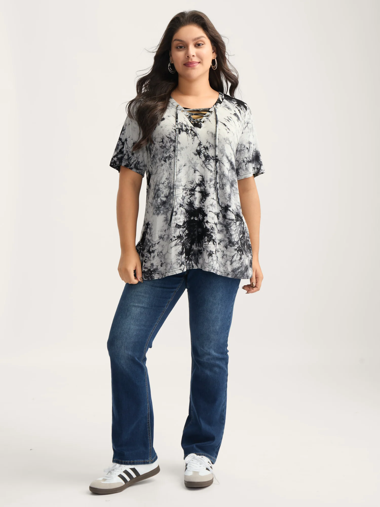 Ombre Gradient Cross-Tie Neck T-Shirt - Image 3
