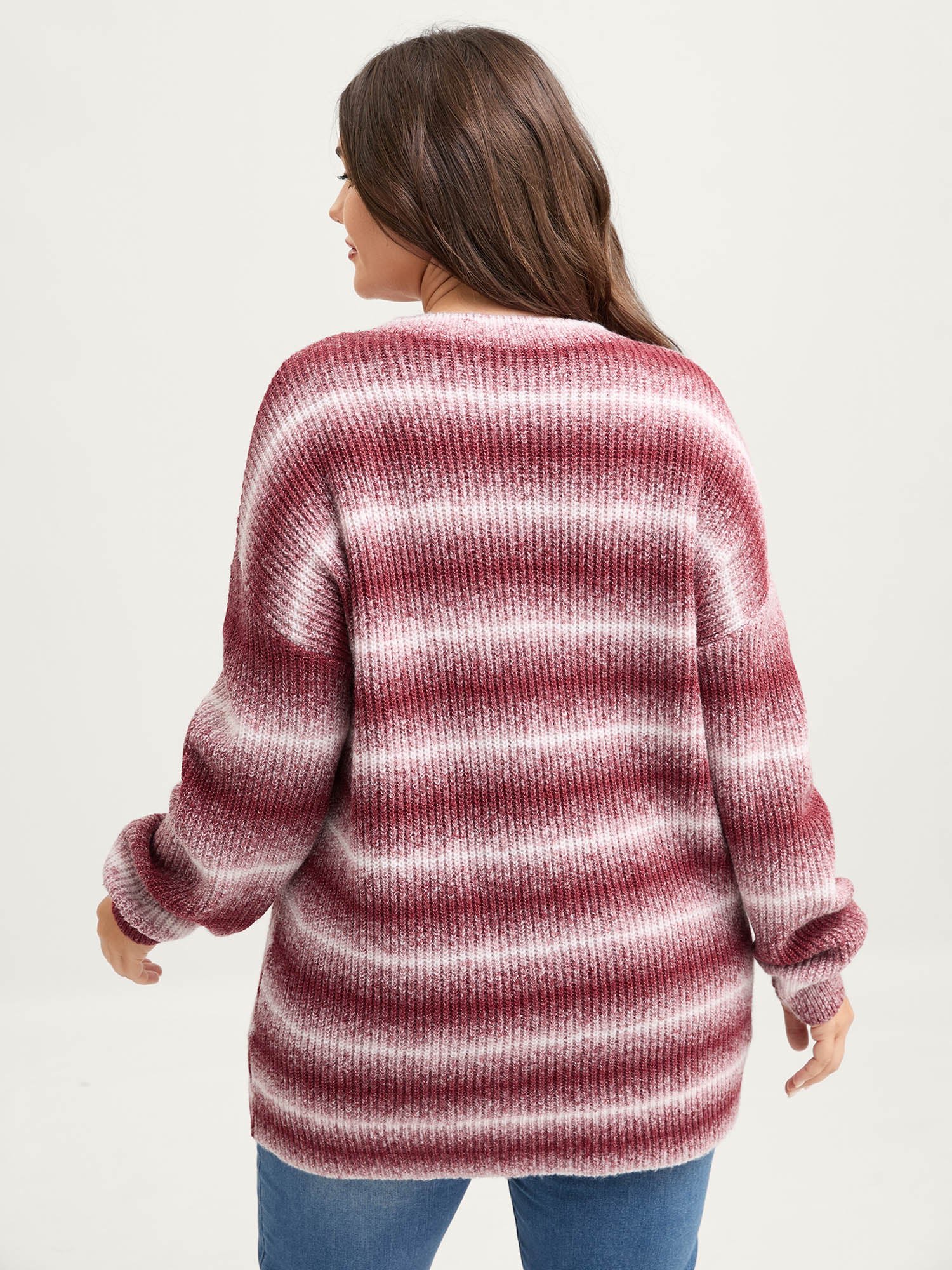 Ombre Tissue Textured Round Neck Pullover - Image 4
