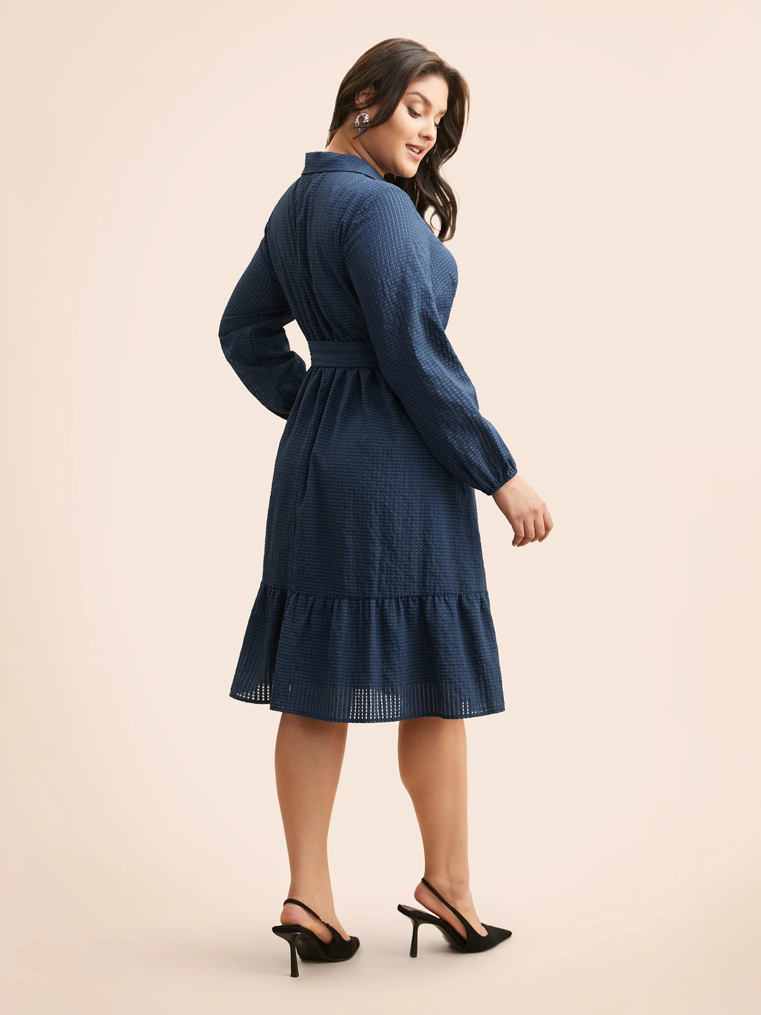 Overlap Collar Plain Textured Midi Dress - Image 4