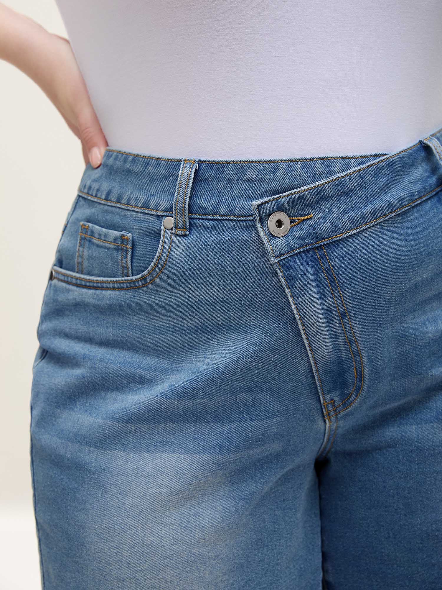 Overlap Whiskered Wash Straight Denim Shorts - Image 5