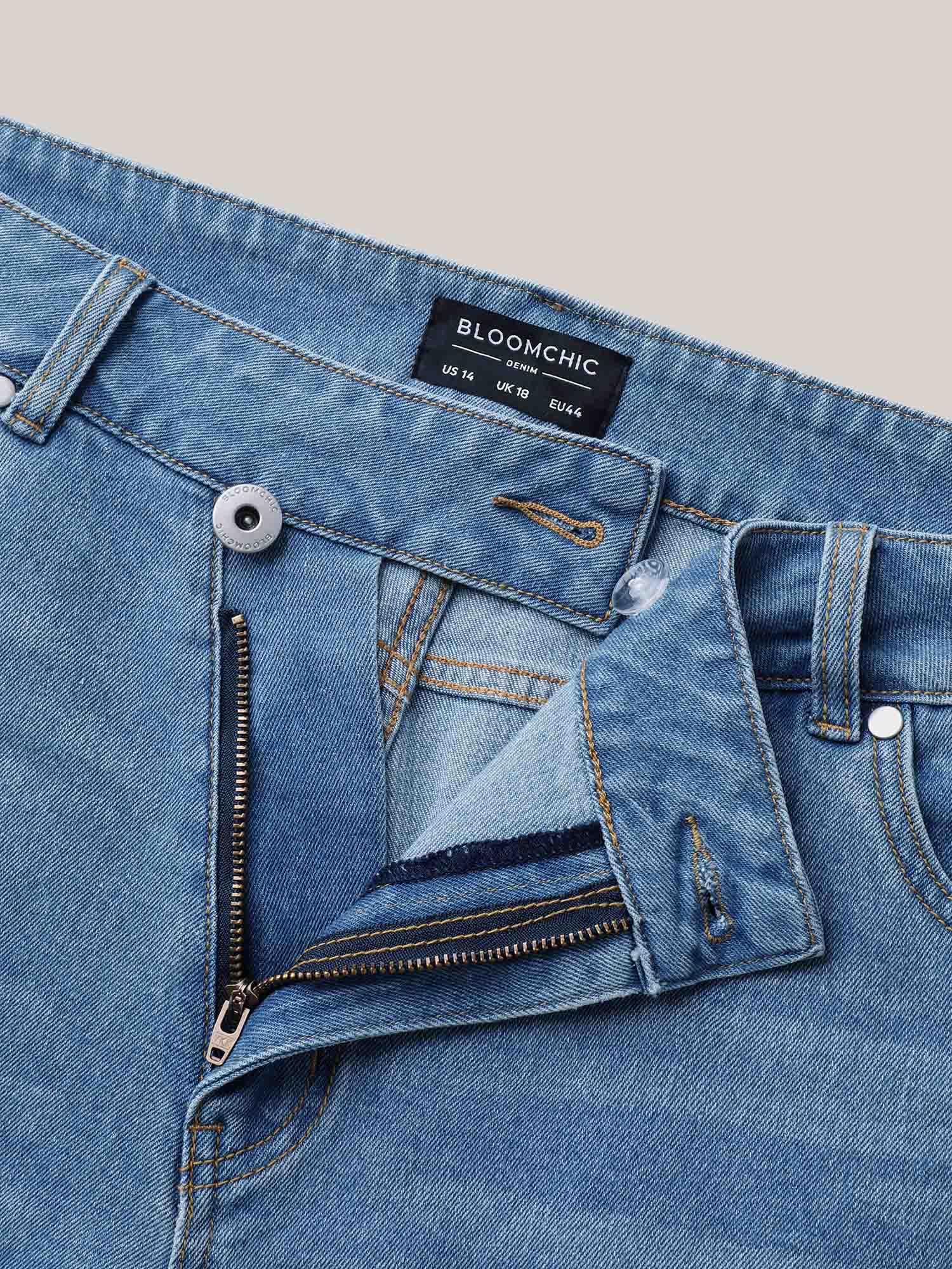 Overlap Whiskered Wash Straight Denim Shorts - Image 6