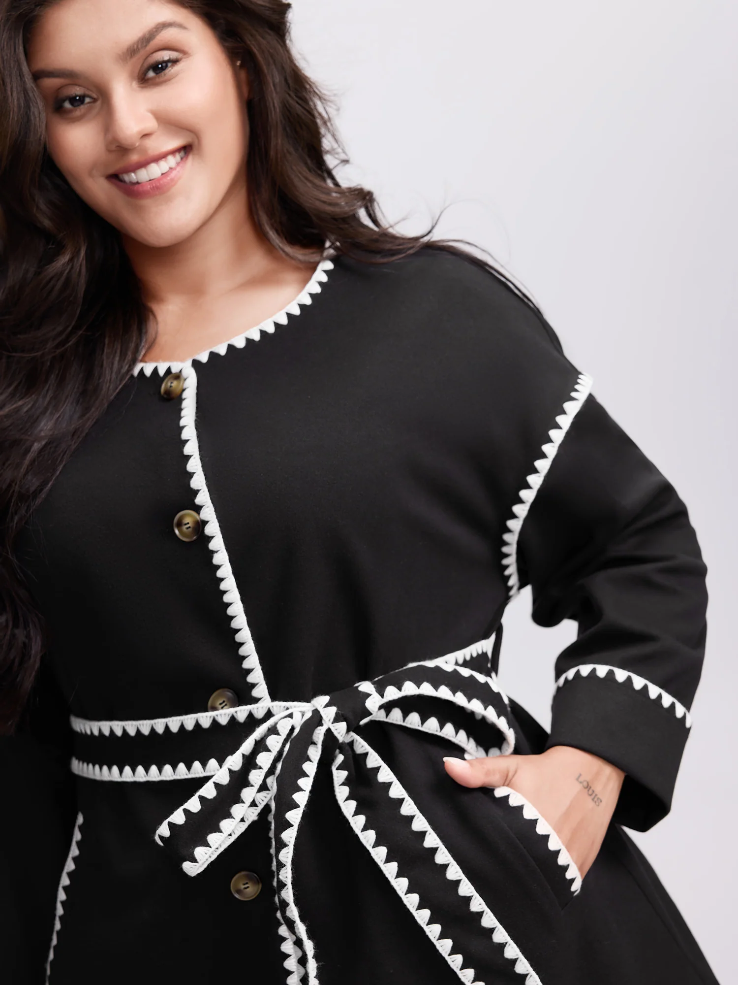 Overlock Stitch Color Contrast Belted Jacket - Image 4