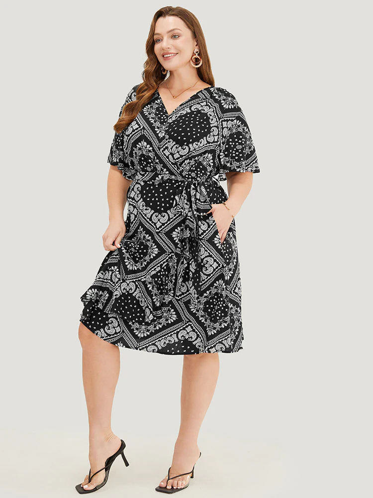 Paisley Print Pocket Belted Wrap Flutter Sleeve Dress - Image 2