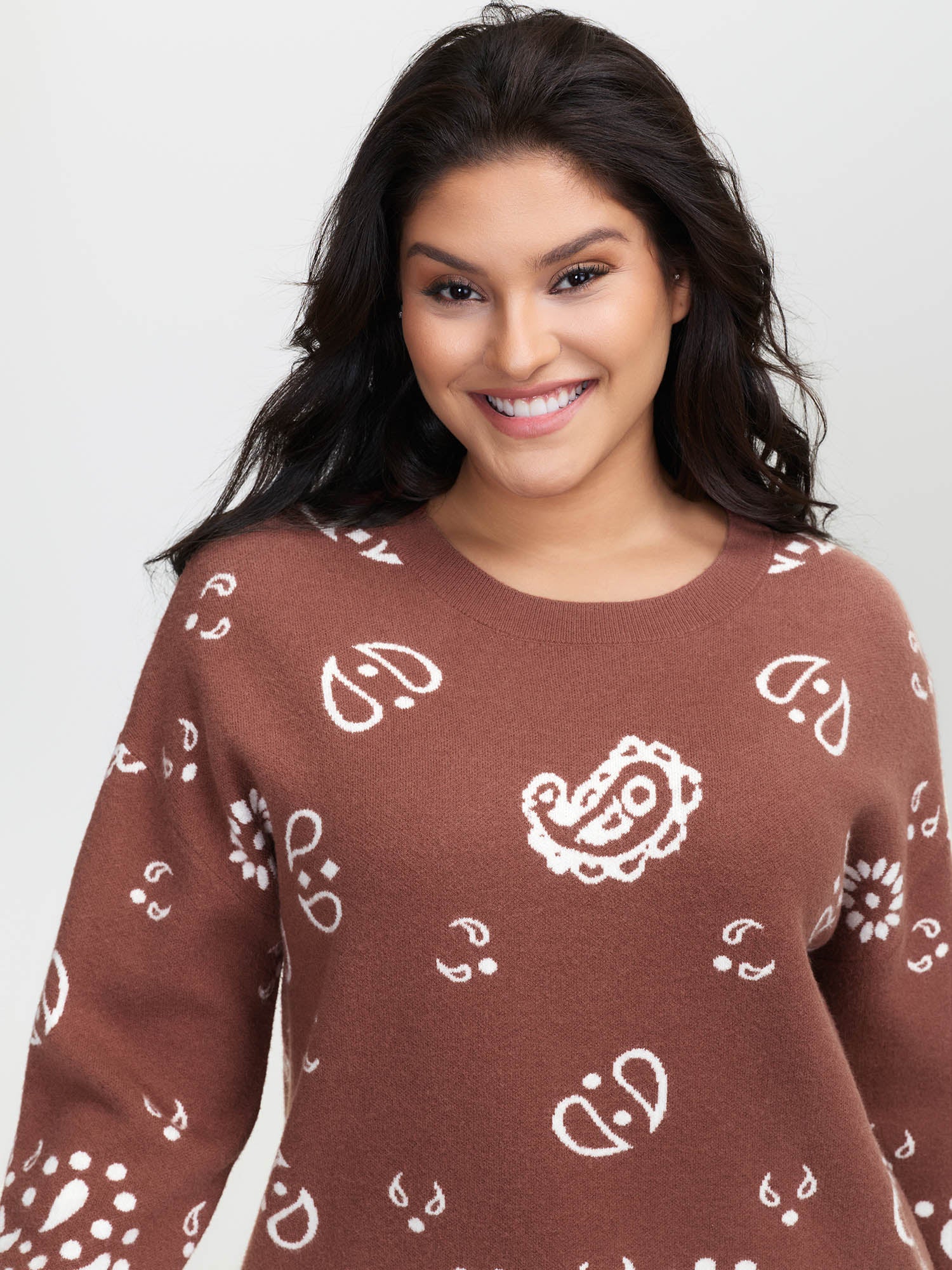 Paisley Print Round Neck Pullover - Image 2