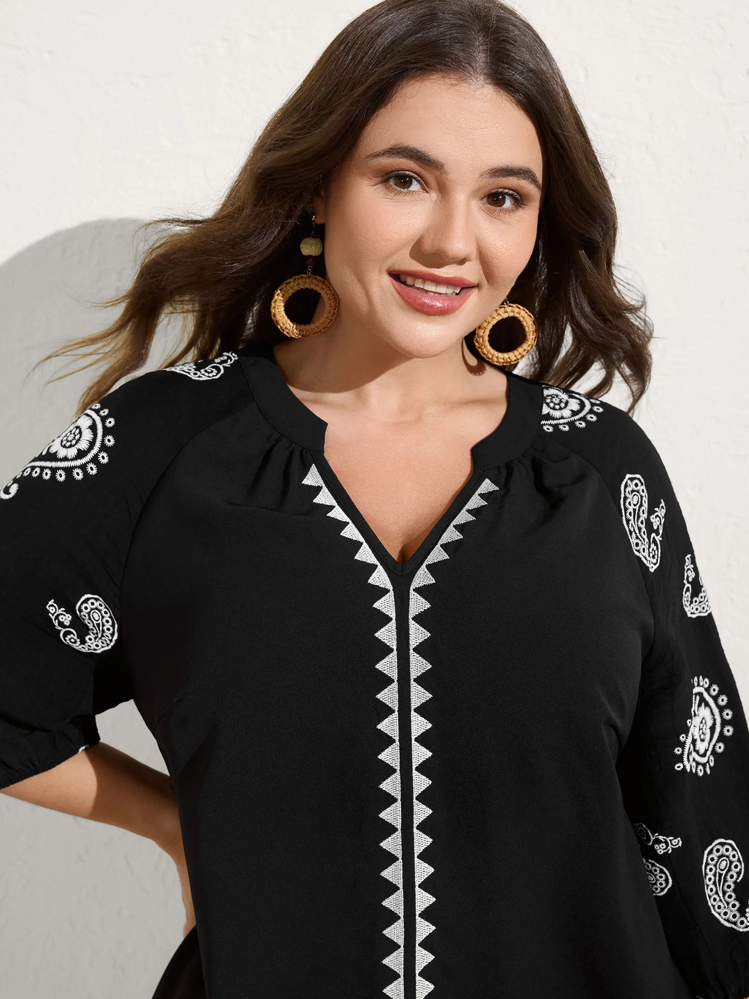 Paisley Embroidered Sleeve Spliced Blouse - Image 2