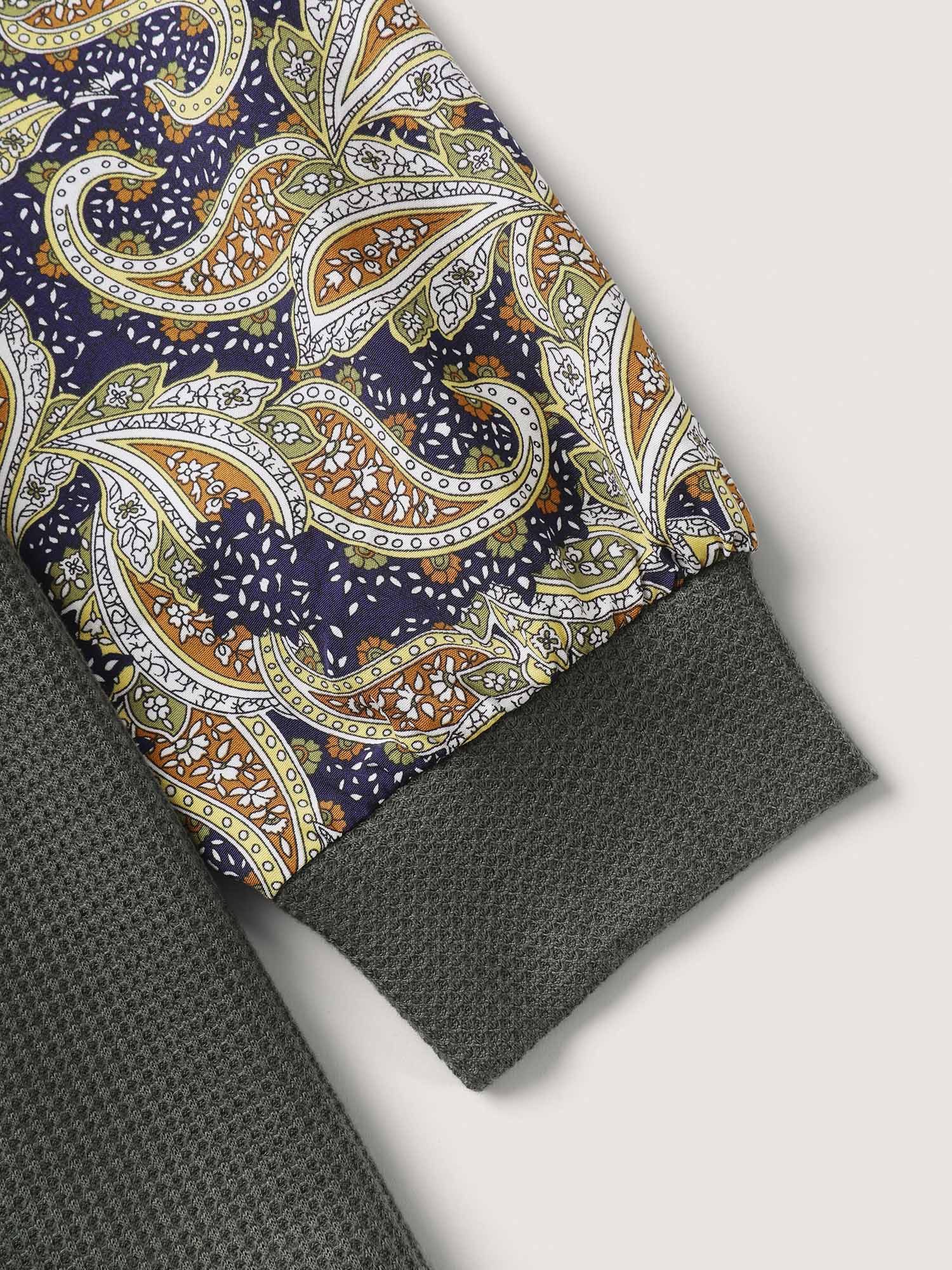 Paisley Sleeve Textured Contrast Sweatshirt - Image 6