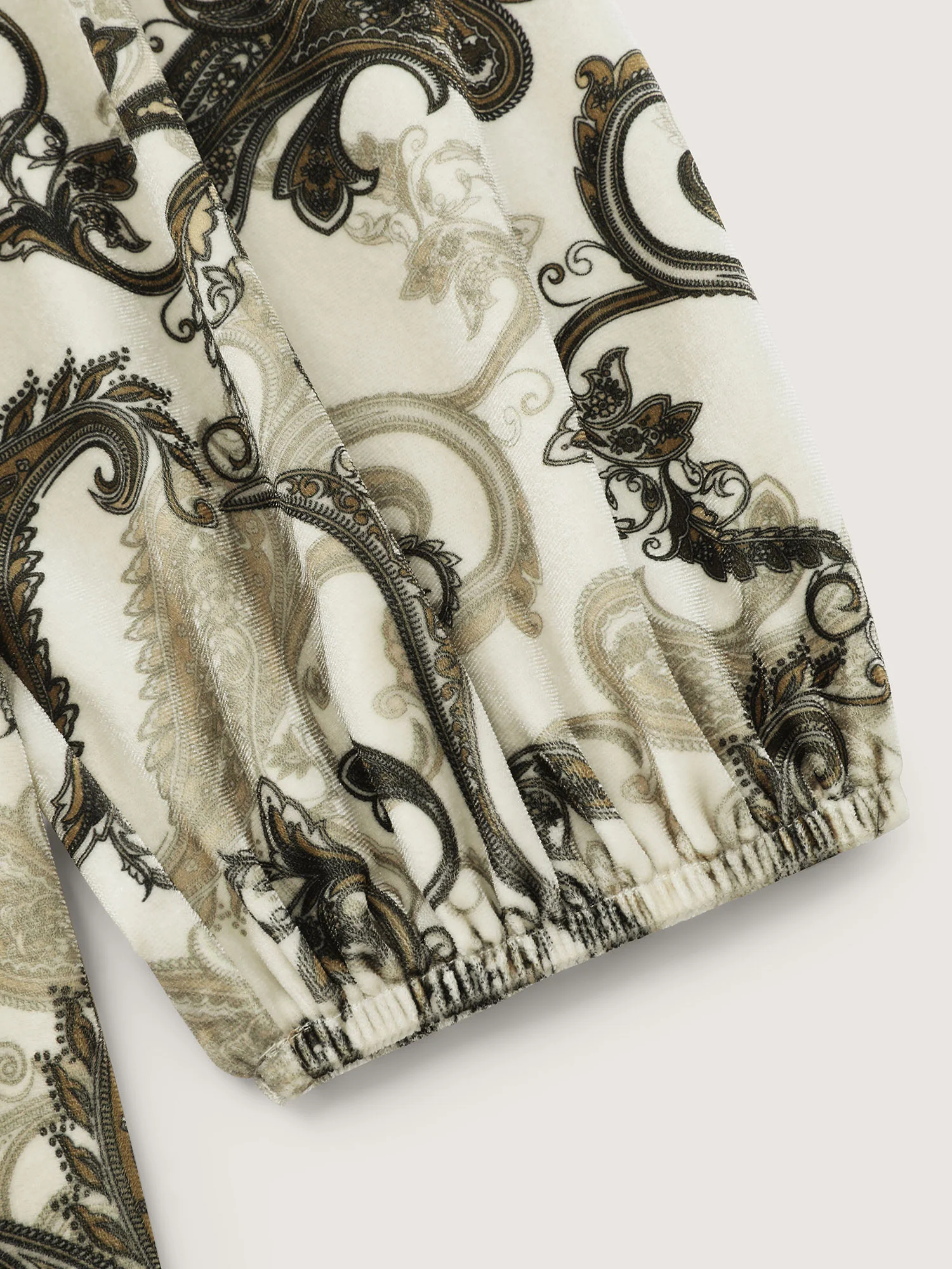 Paisley Velvety Print Lantern Sleeve Blouse - Image 5
