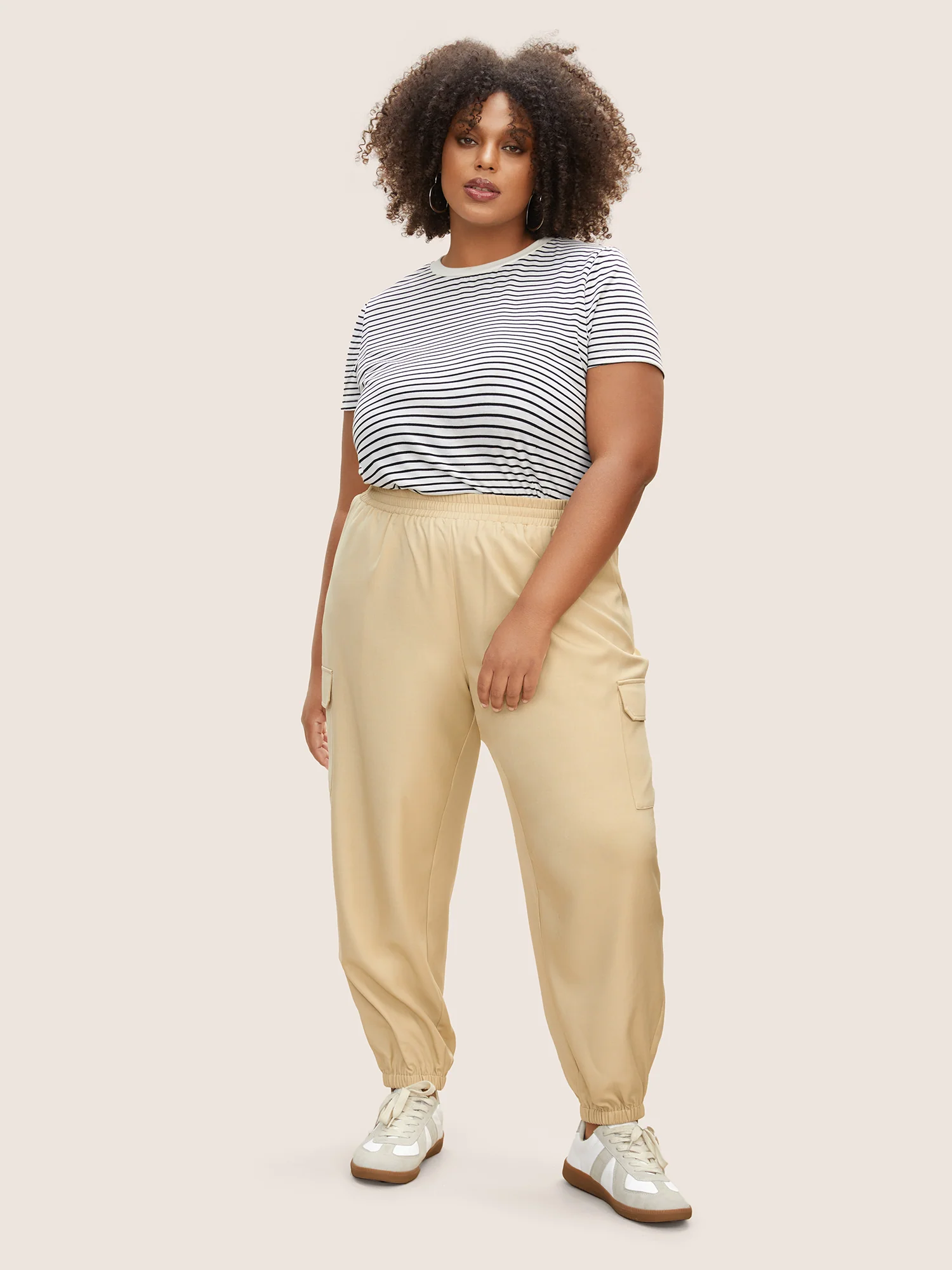 Patched Pocket Elastic Waist Tapered Pants - Image 2