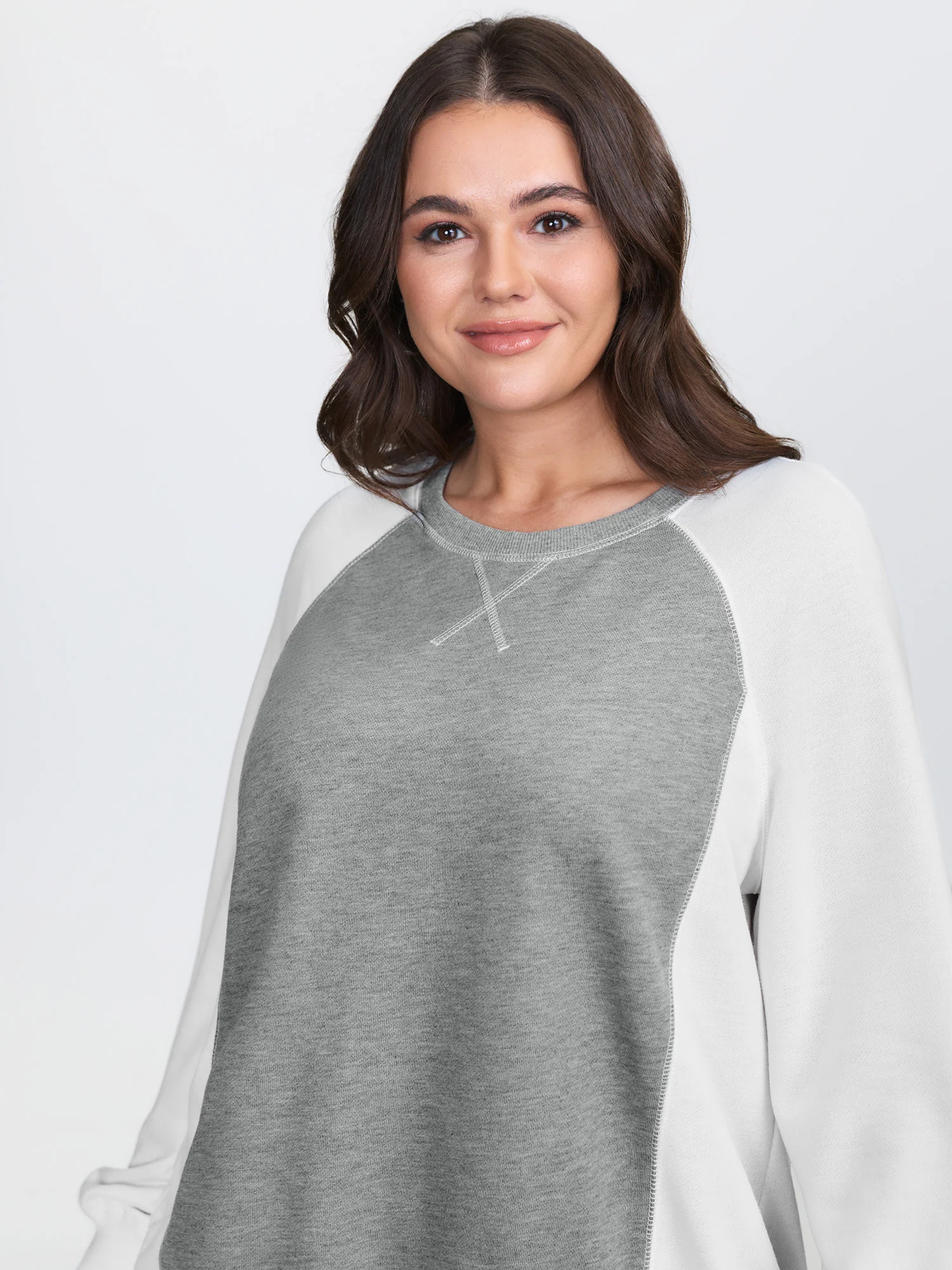 Patchwork Colorblock Round Neck Sweatshirt - Image 2
