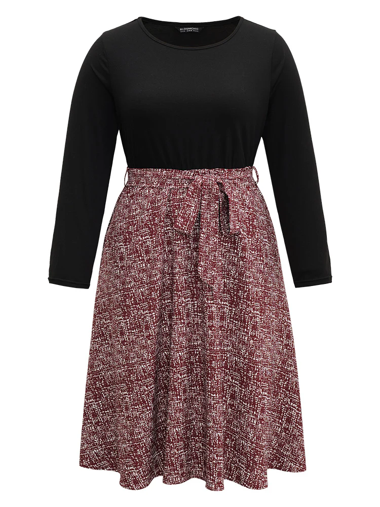 Patchwork Contrast Belted Crew Neck Dress - Image 7