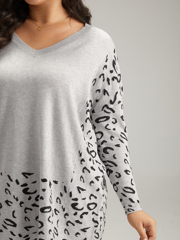 Patchwork Leopard Print V Neck Pullover - Image 7