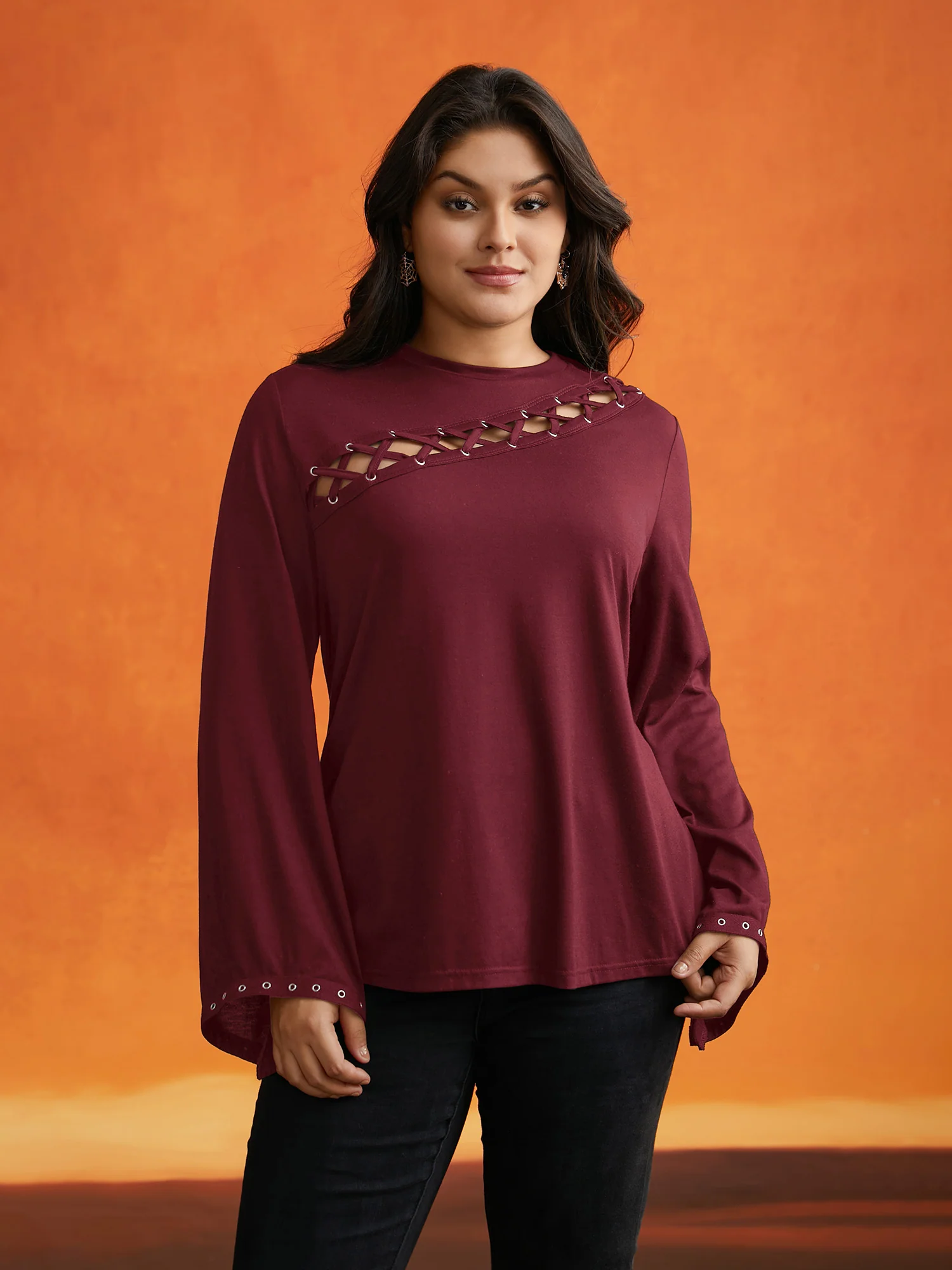 Peek-A-Boo Cut-Out Neckline T-shirt - Image 15